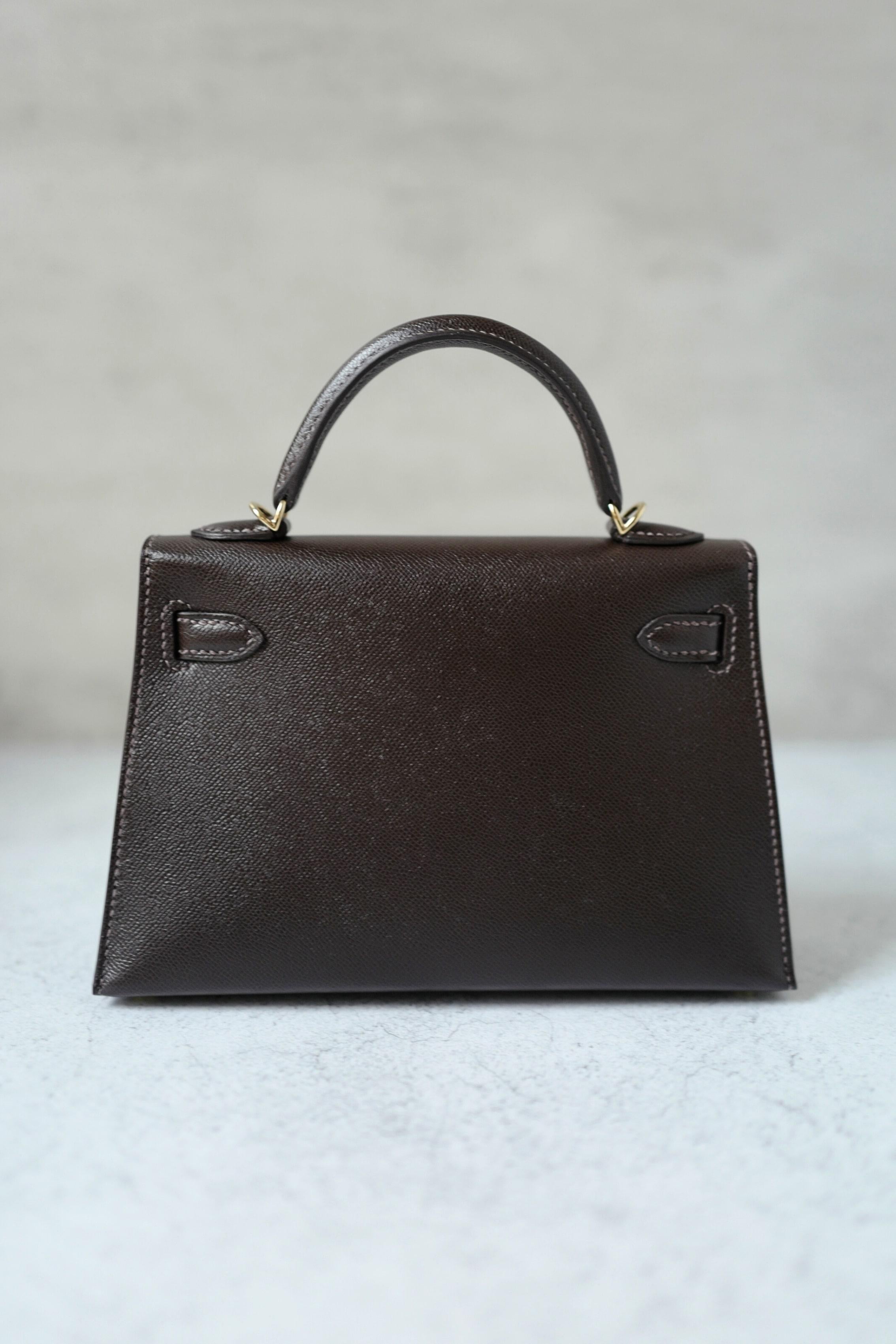 Borsa Hermès Mini Kelly 20 in pelle Bai Brun Veau Madame con HW Permabrass In condizioni Nuovo a Forest Park, GA