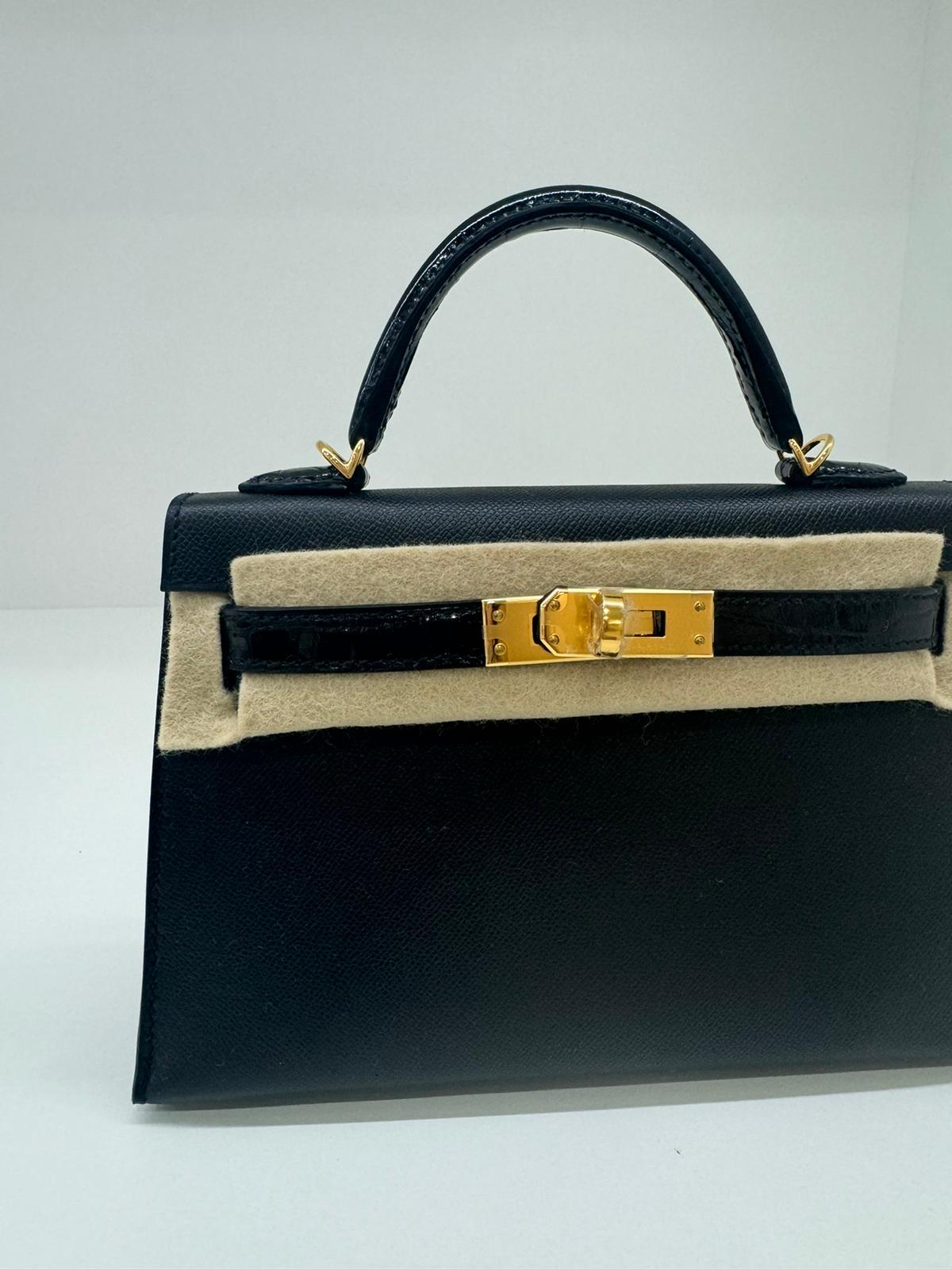 Hermes Mini Kelly 20 Black Touch with Alligator GHW For Sale 2