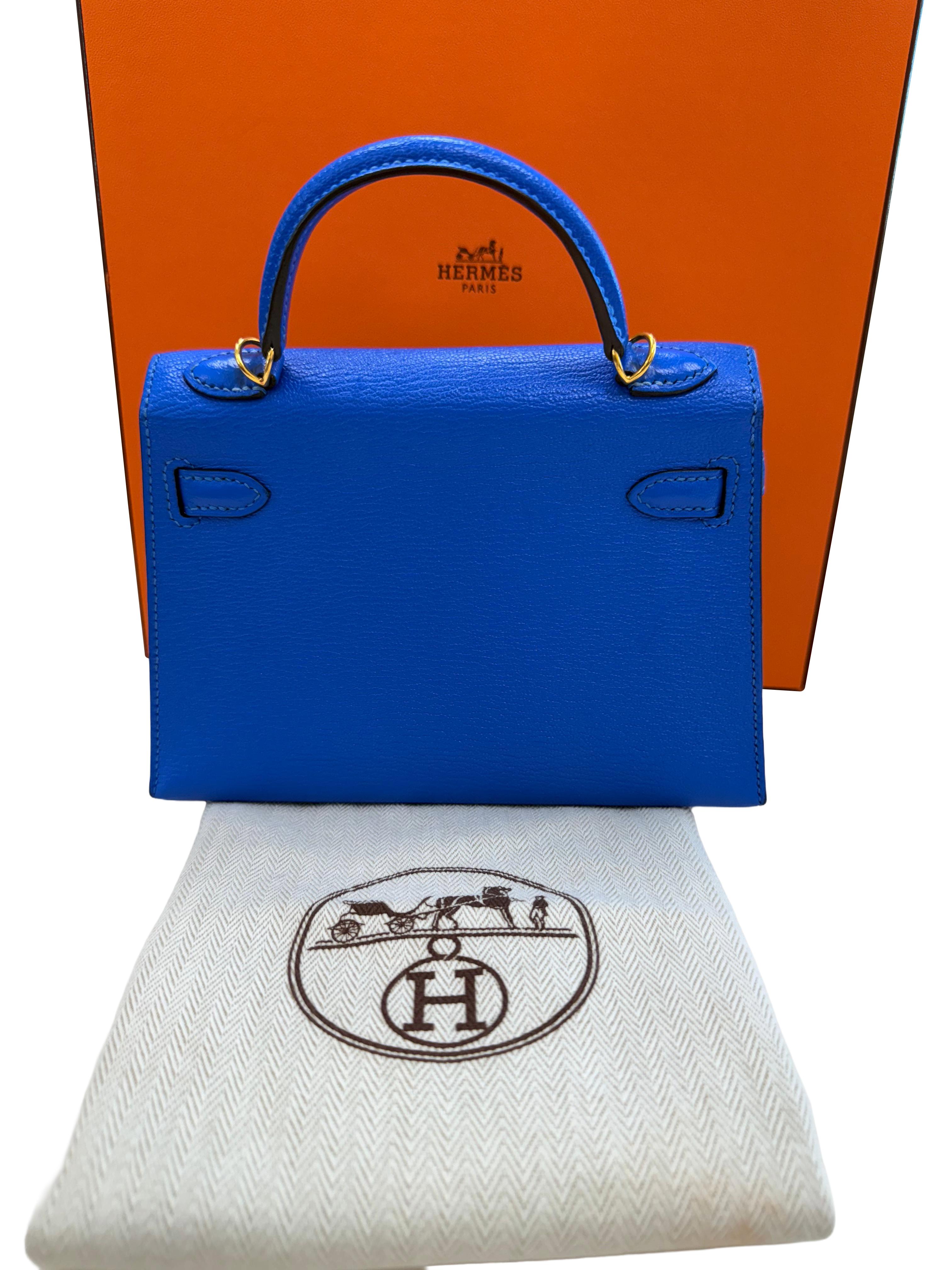 Hermes Mini Kelly 20 Blau Hydra Chèvre Leder Gold Hardware Handtasche im Angebot 13