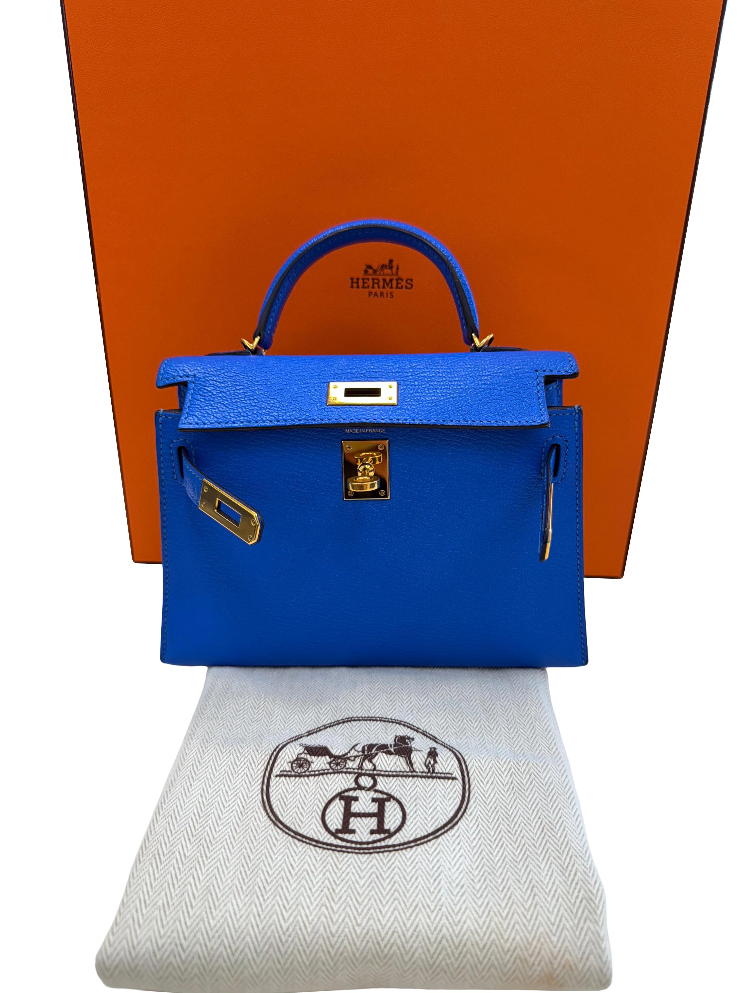 Hermes Mini Kelly 20 Blau Hydra Chèvre Leder Gold Hardware Handtasche Damen im Angebot