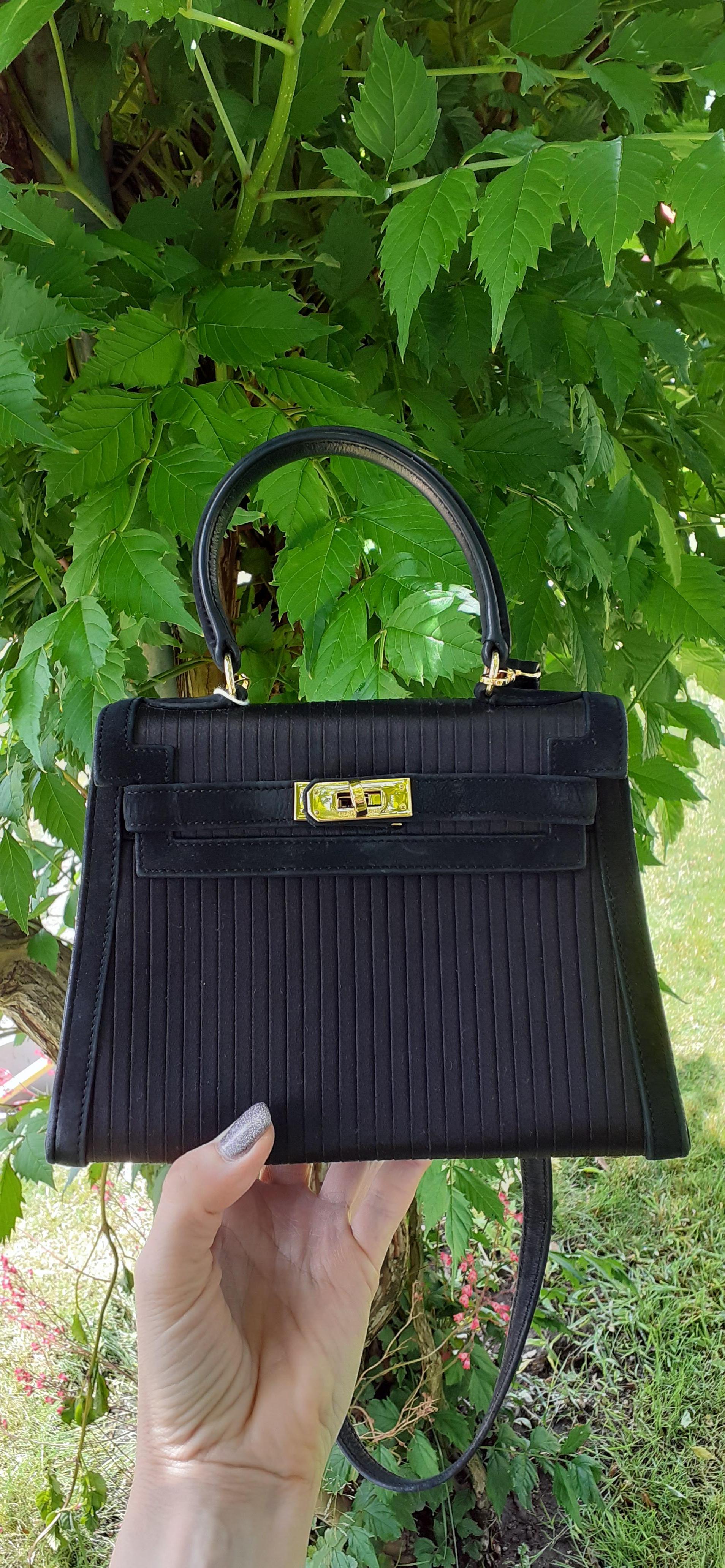Hermès Mini Kelly 20 cm Sellier Sac Satin Doblis Cuir Or Hdw en vente 10