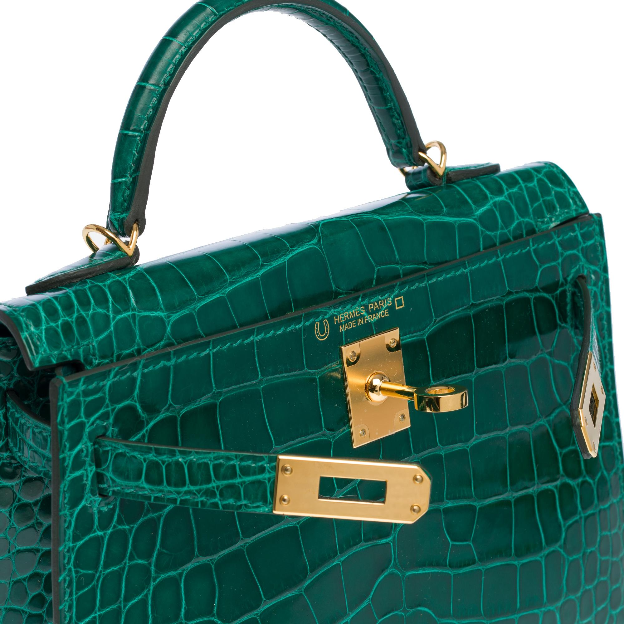 Hermès Mini Kelly 20 (Horseshoe) handbag strap in esmerald green alligator, GHW 2