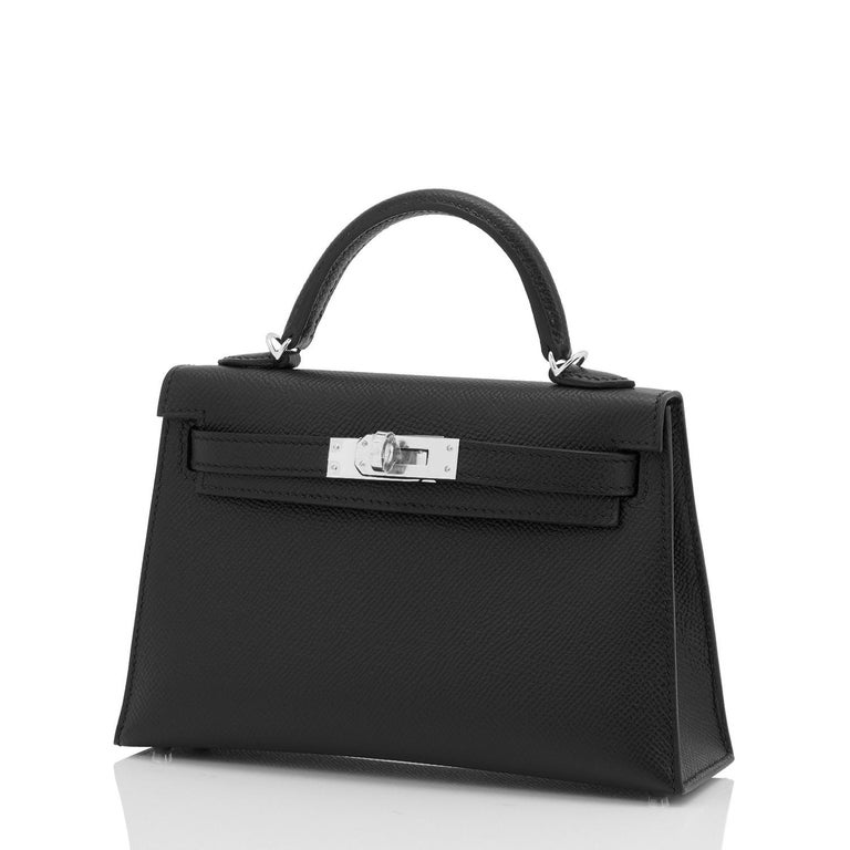 Women's Hermes Mini Kelly 20cm Black VIP Epsom Palladium Shoulder Bag, Z Stamp, 2021  For Sale