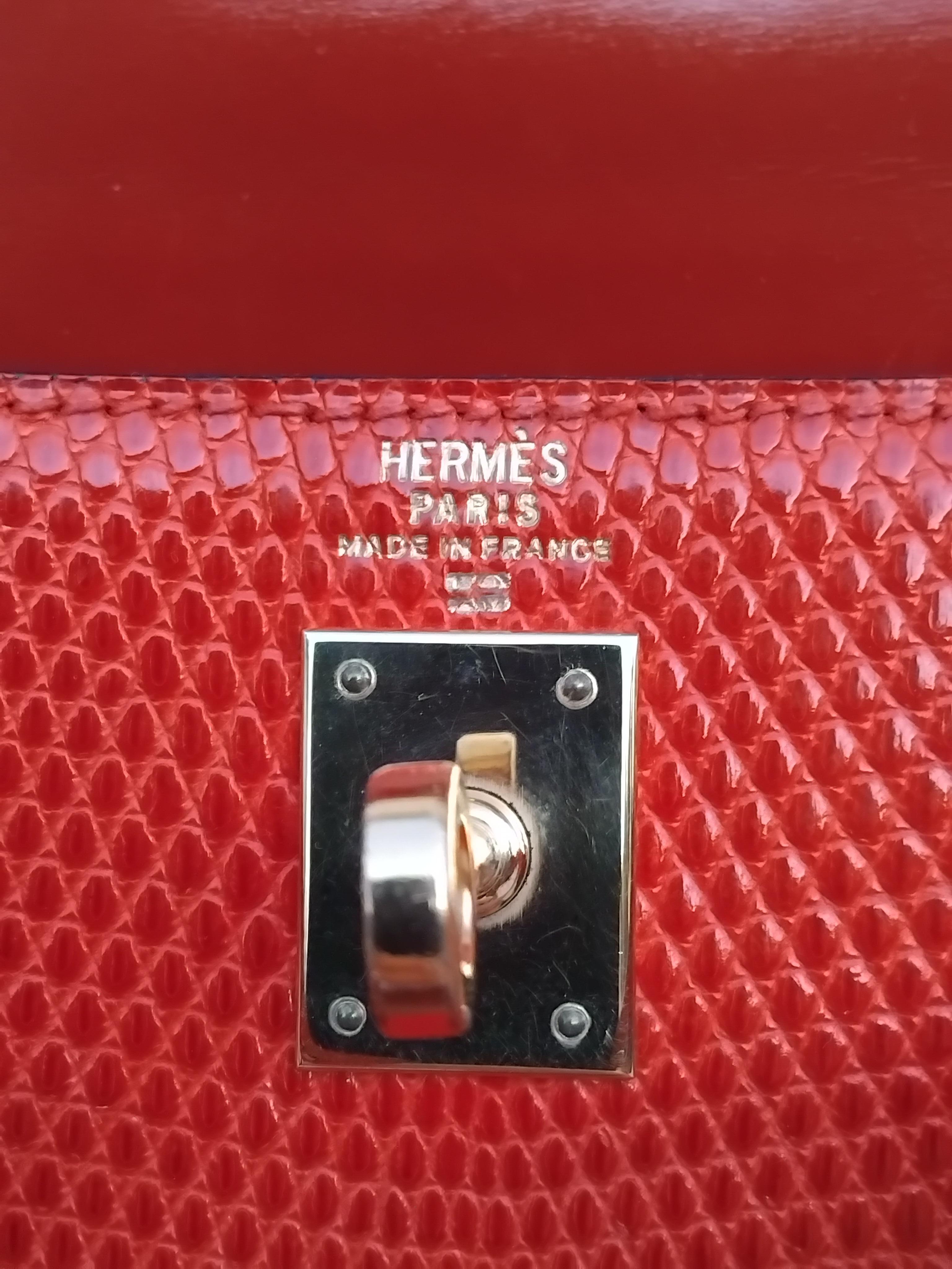 Hermès Mini Kelly 20cm Sellier Bag Shiny Red Lizard Gold Hdw Vintage en vente 10