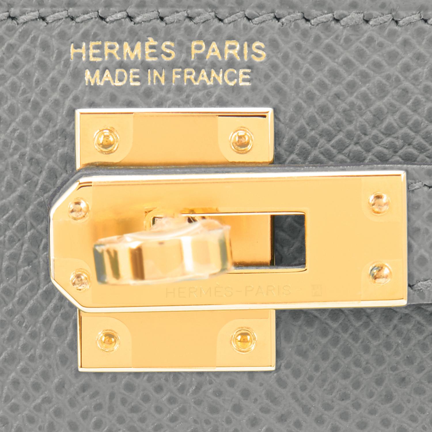 Hermes Mini Kelly 20cm Vert Amande VIP Epsom Gold Shoulder Bag, Z Stamp, 2021  1