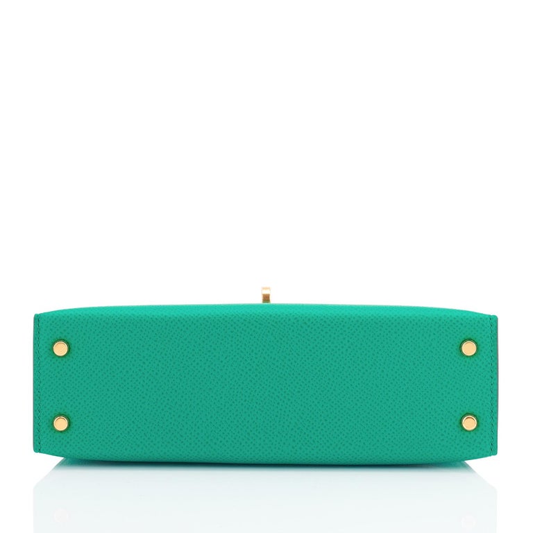 Hermes Mini Kelly 20cm Vert Jade VIP Epsom Gold Shoulder Bag, Z Stamp, 2021  For Sale at 1stDibs