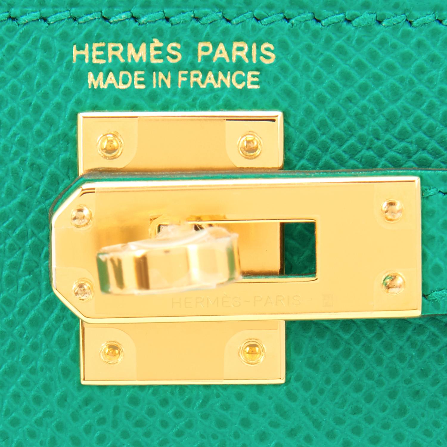 Hermes Mini Kelly 20cm Vert Jade VIP Epsom Gold Shoulder Bag, Z Stamp, 2021  2