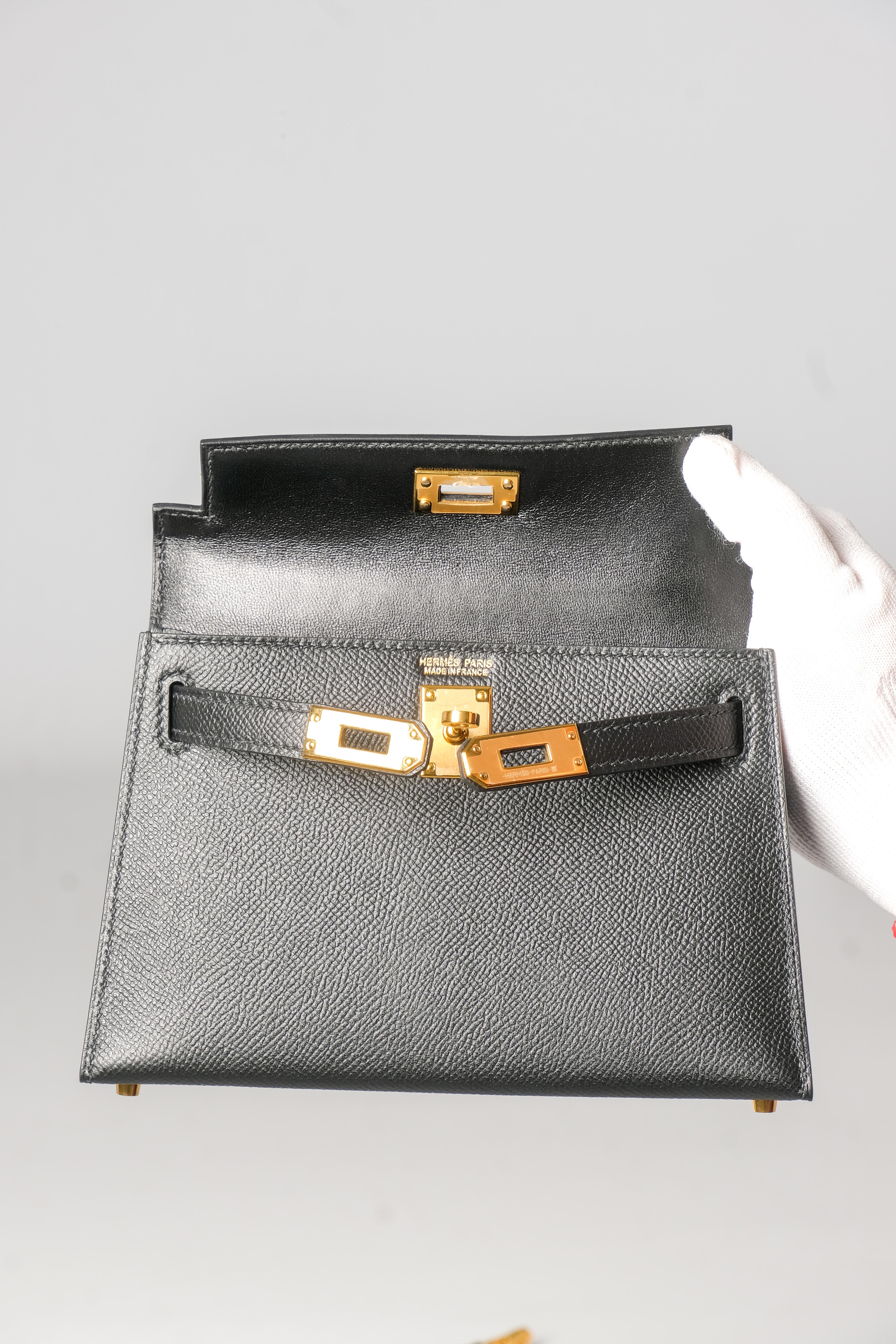 Hermes Mini Kelly Bag Noir Epsom with Gold Hardware 6