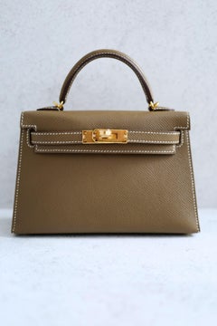 Hermès Mini Kelly Etoupe Epsom Leather Gold Hardware 2023 B Stamp