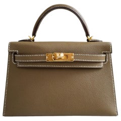 Hermès Mini Kelly Etoupe Epsom Leather Gold Hardware 2023 B Stamp Hermès Mini Kelly Etoupe Epsom Leather Gold Hardware 2023 B Stamp