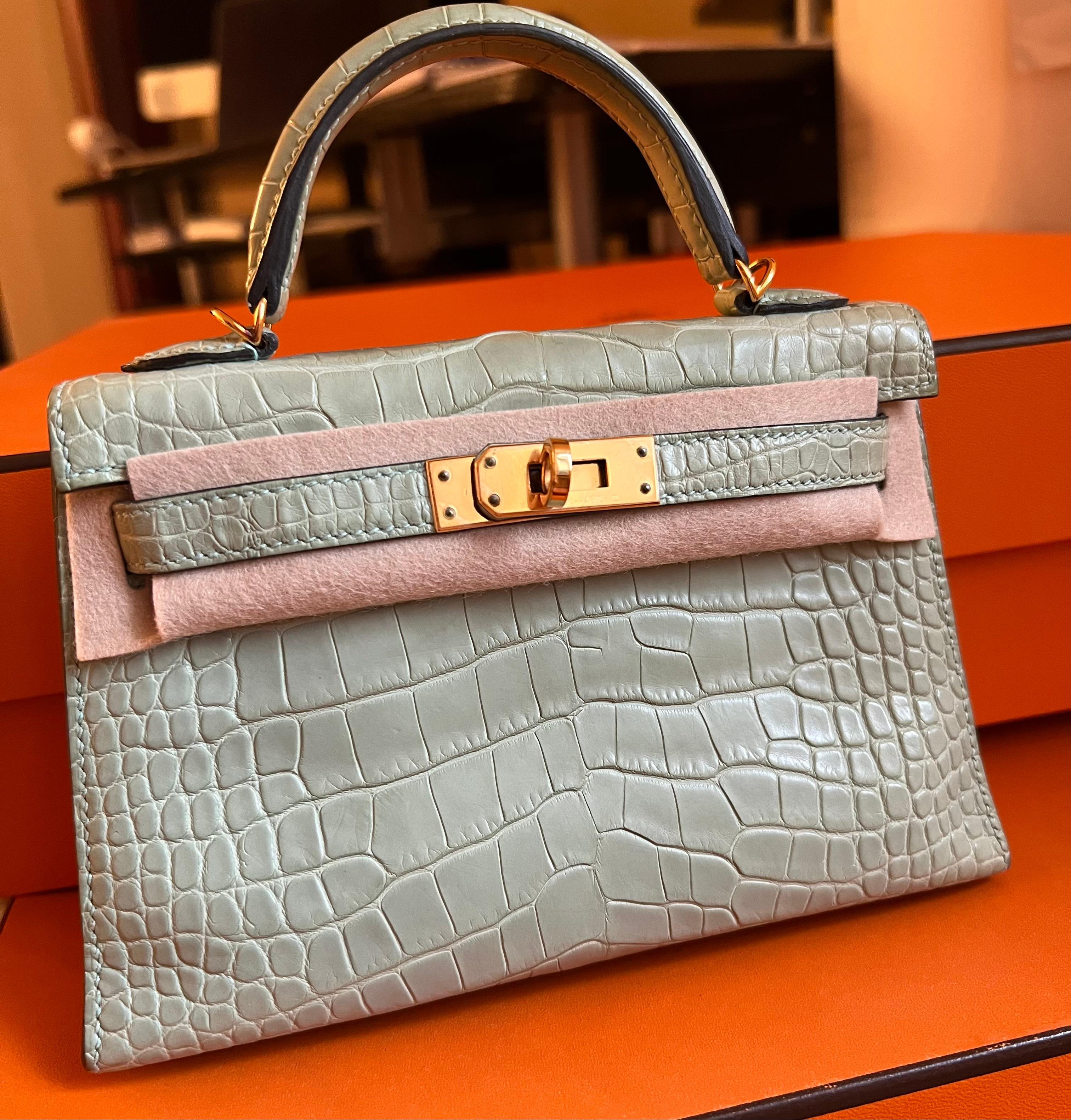 Hermes Mini Kelly II 20 Vert d'eau Borsa in alligatore opaco GHW in vendita 6