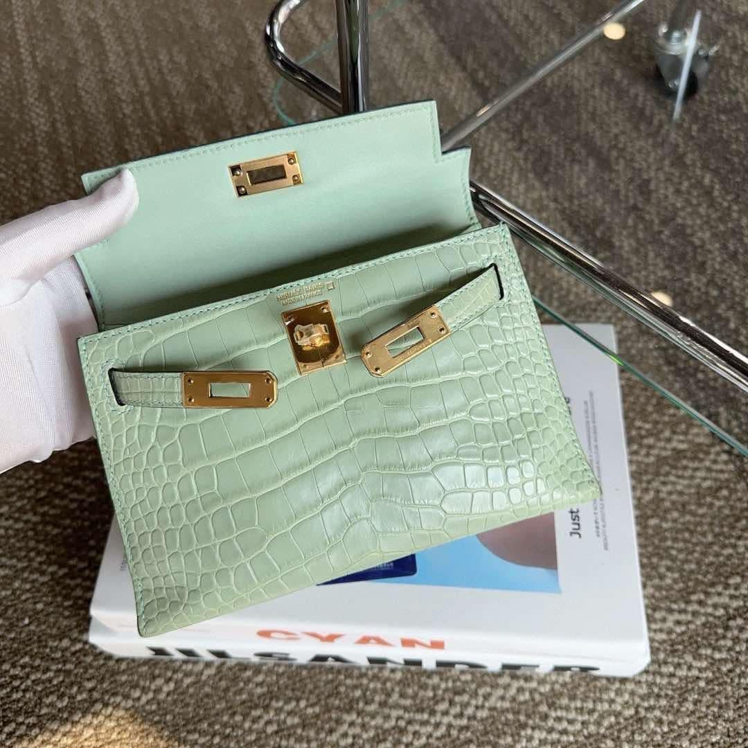 Hermes Mini Kelly II 20 Vert d'eau Borsa in alligatore opaco GHW In condizioni buone in vendita a New York, NY