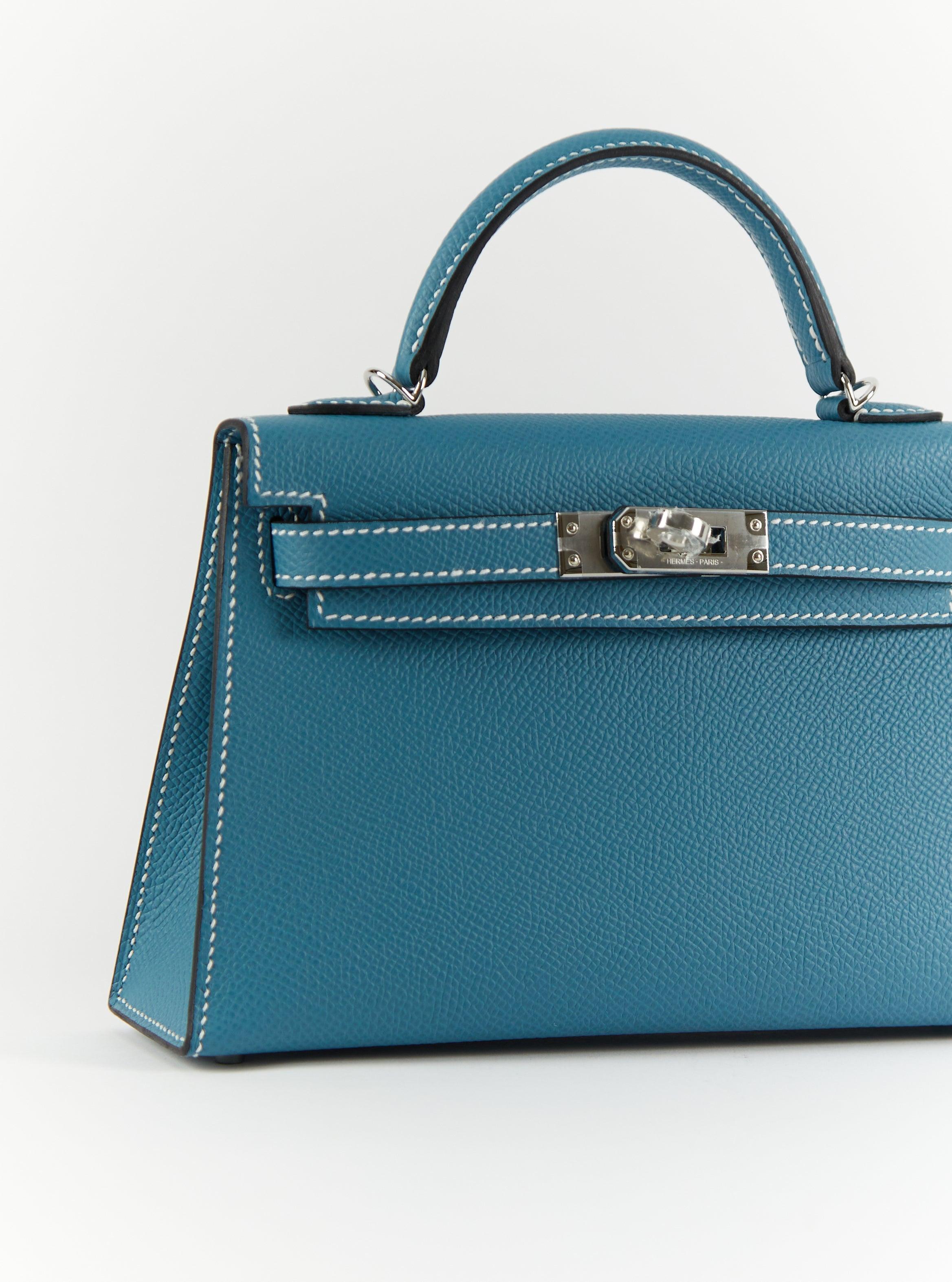 HERMÈS MINI KELLY II 20CM BLUE JEAN Epsom Leather with Palladium Hardware In Excellent Condition For Sale In London, GB