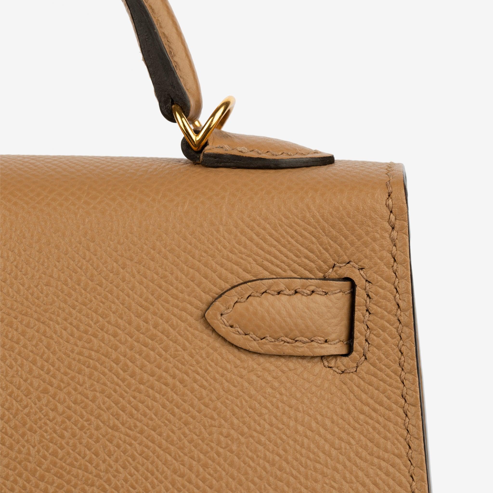 Hermes Mini Kelly II Chai Epsom Leather Gold Hardware im Angebot 3