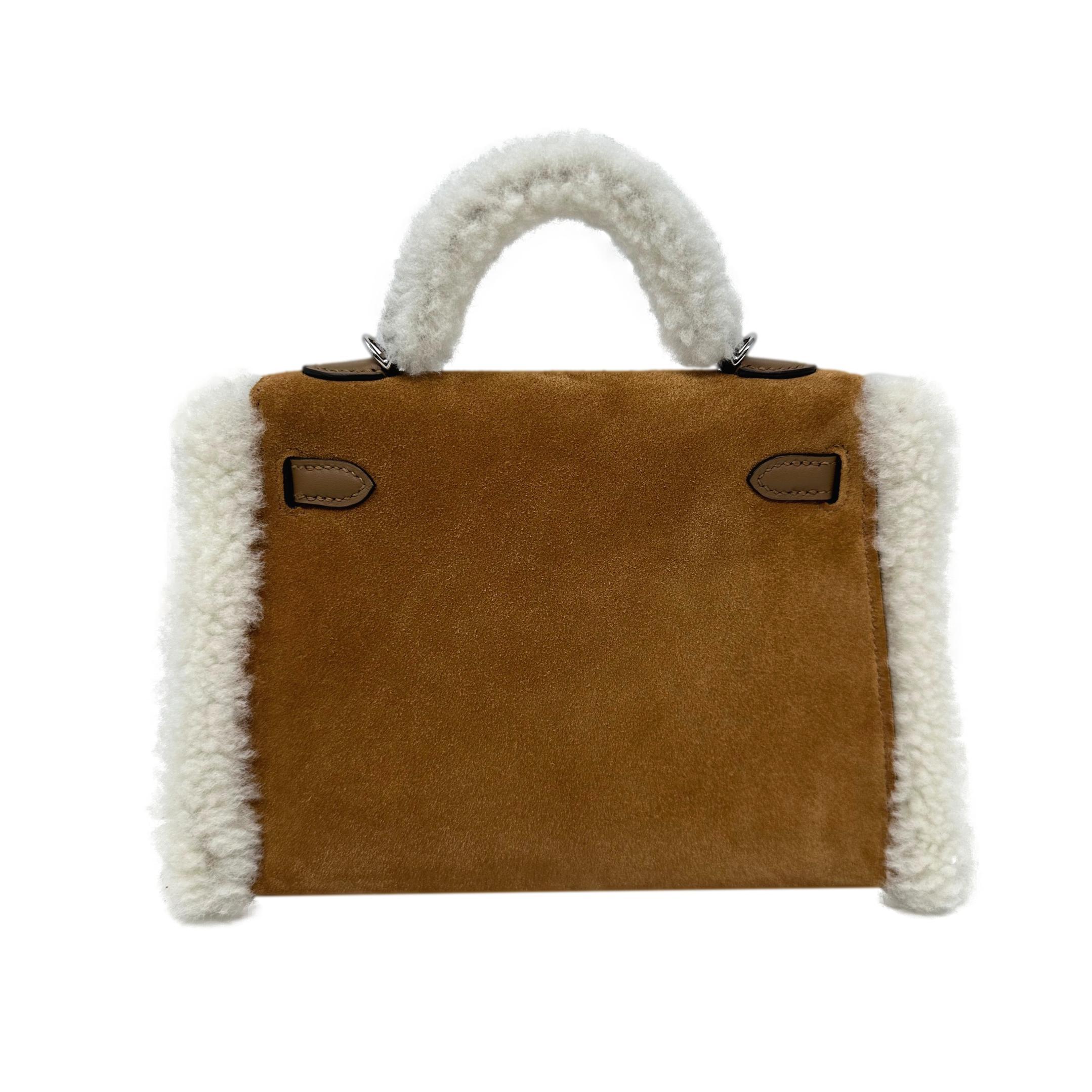 HERMES Mini Kelly Plush Chamois Grizzly Suede & Merino Shearling PHW Bag In New Condition For Sale In Los Angeles, CA