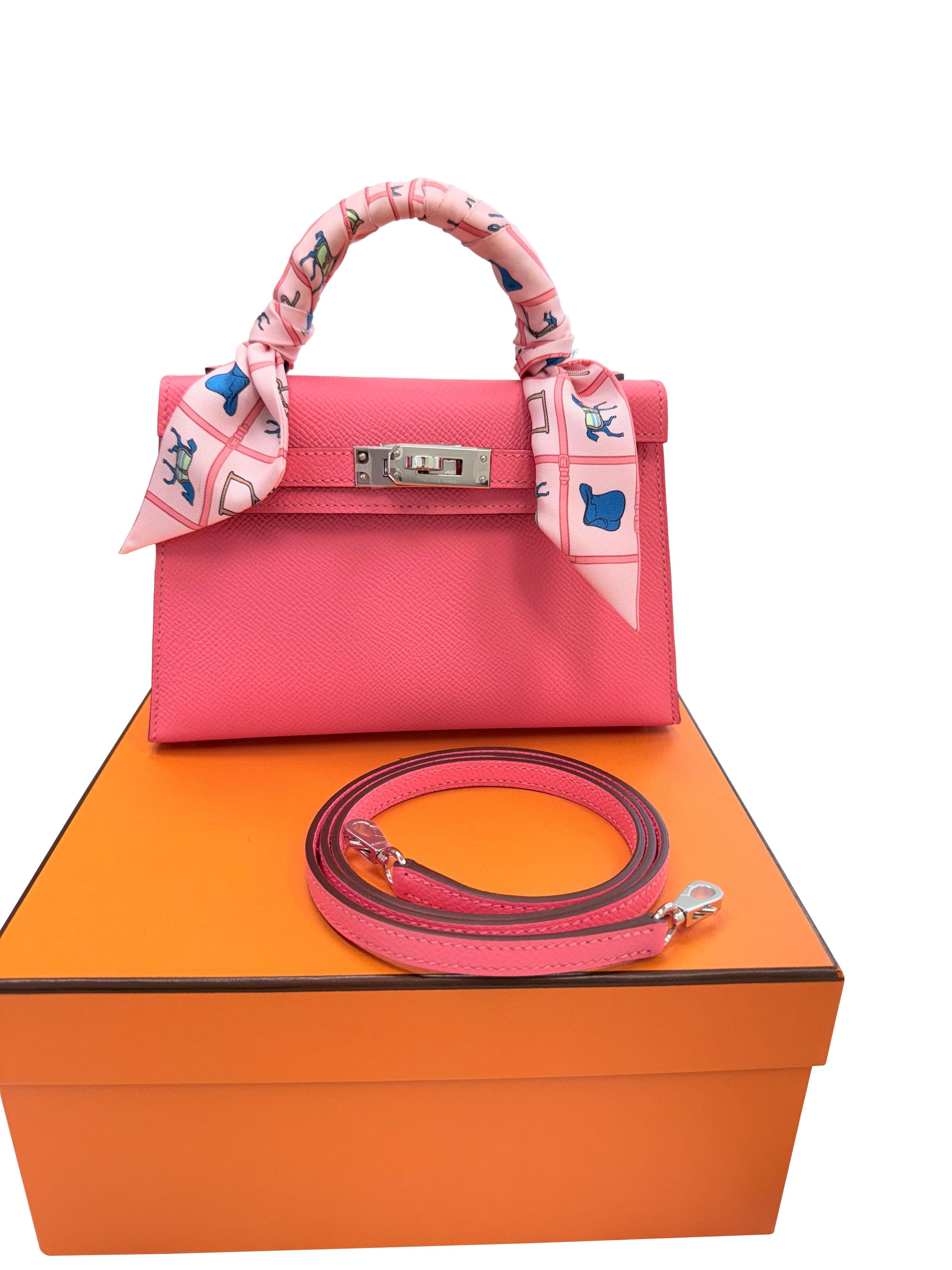 Rosa Hermes Mini Kelly Rose Azalee in pelle Epsom con hardware Palladium in vendita