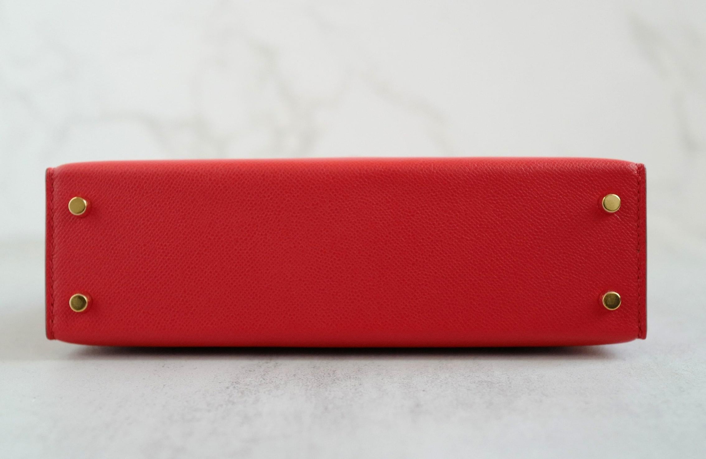 Hermès Mini Kelly Rouge De Coeur Madame Cuir Or Hardware Stamp K en vente 1