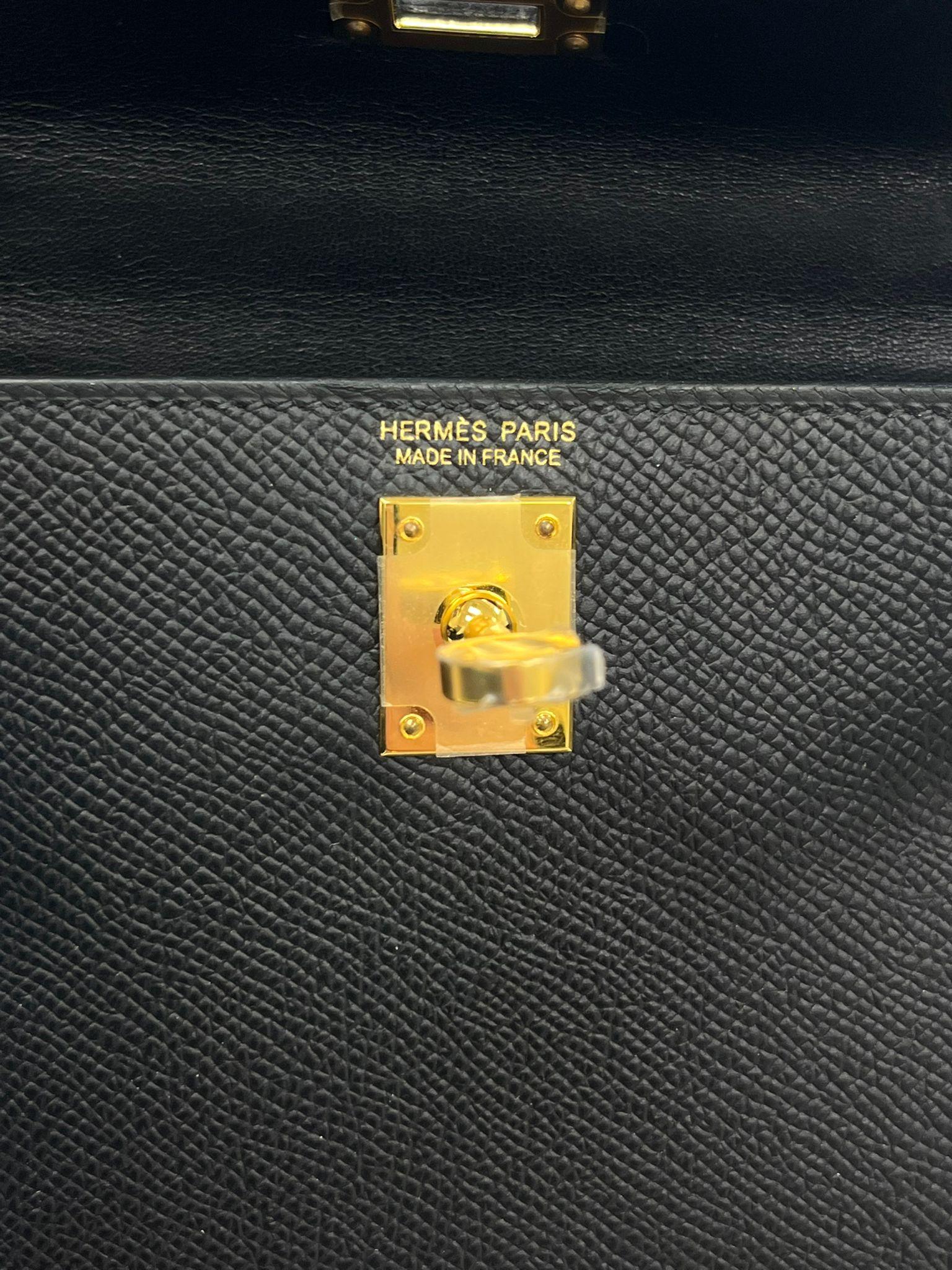 Hermès Mini Kelly Sellier 20 Noir Epsom Leder Gold Hardware Handtasche im Angebot 4