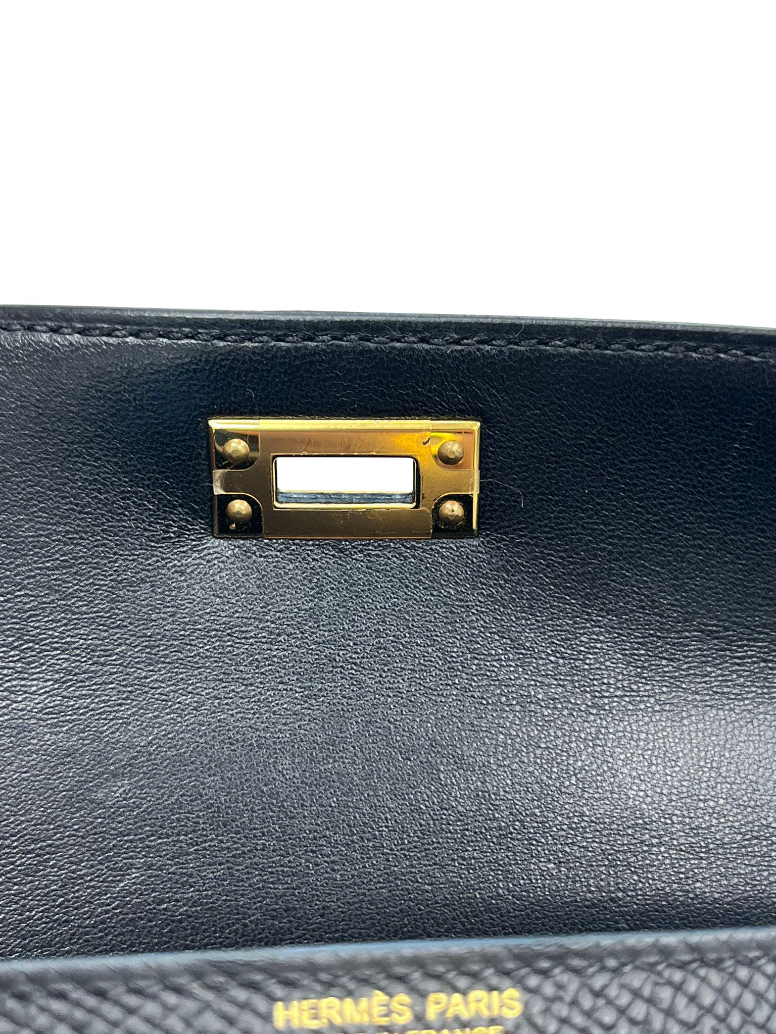 Hermès Mini Kelly Sellier 20 Noir Epsom Leder Gold Hardware Handtasche im Angebot 5