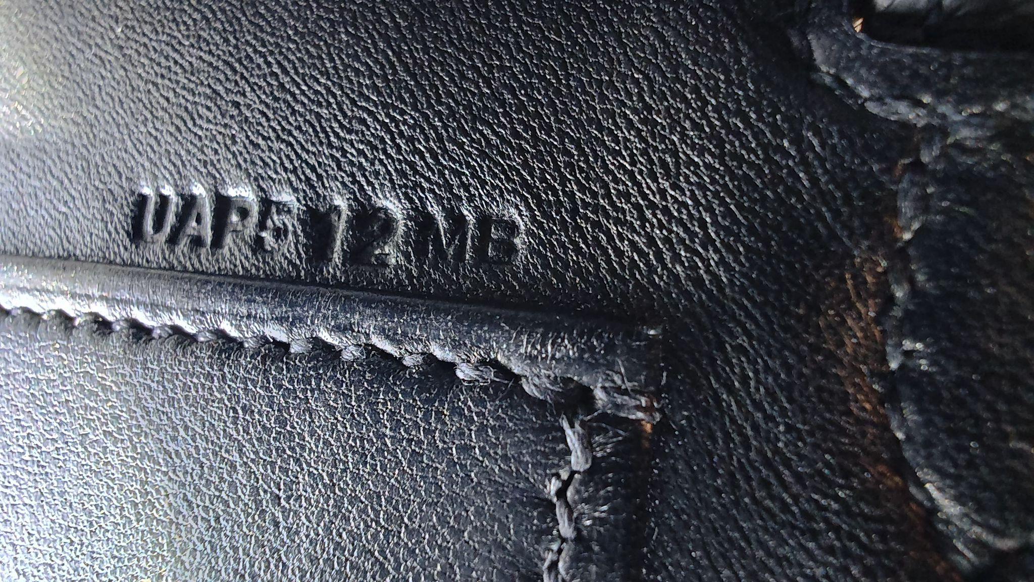 Hermès Mini Kelly Sellier 20 Noir Epsom Leder Gold Hardware Handtasche im Angebot 10