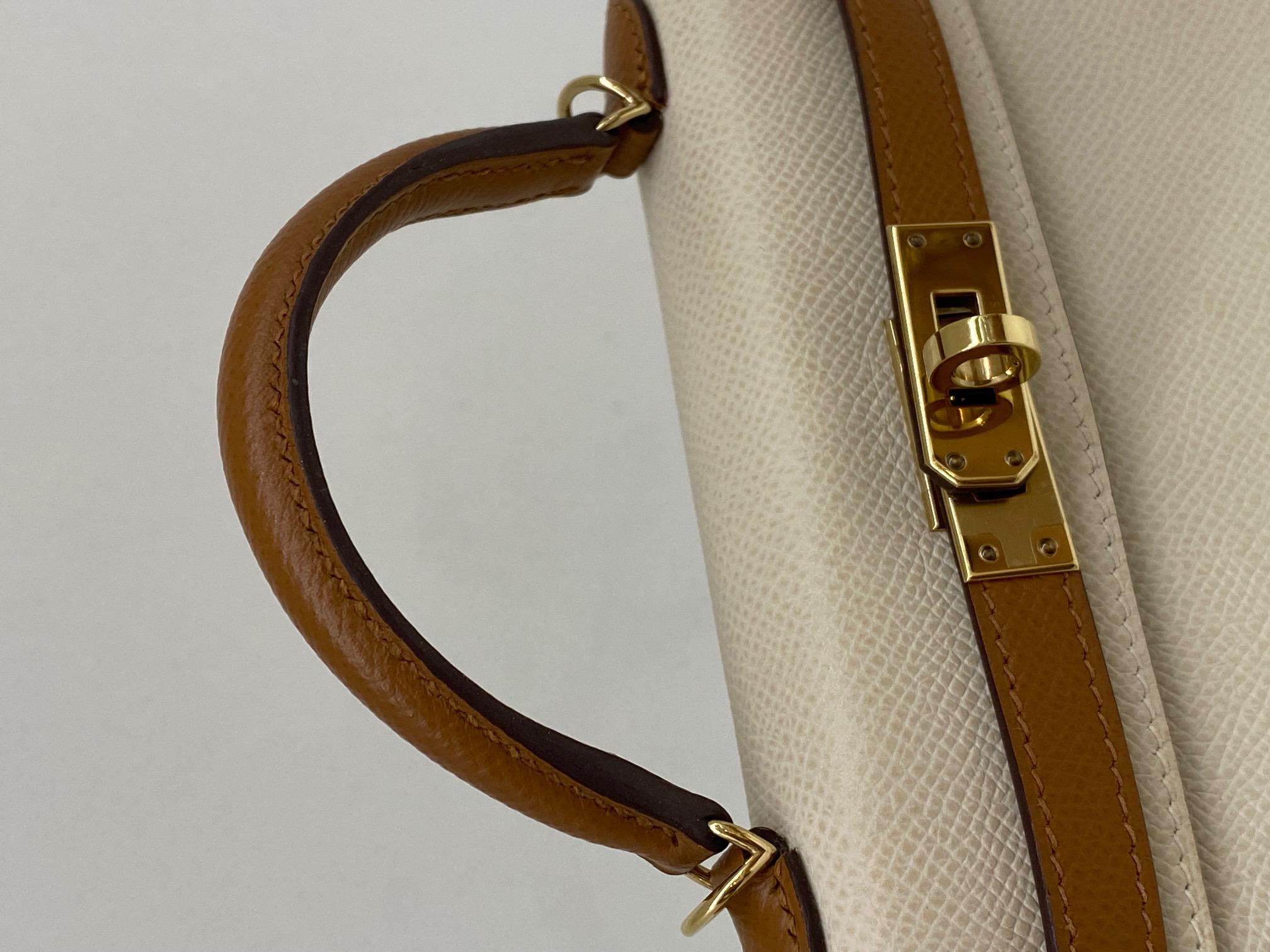 Condition: Excellent used condition - no signs of wear on bag (plastic still on hardware)

Colour: Craie & Biscuit 

Leather: Epsom 

Hardware Colour: Gold

Size: 20 (mini kelly) 

Stamp: Z Stamp (2021)

Inclusion: Full Set

- Shorter strap 85cm 
-