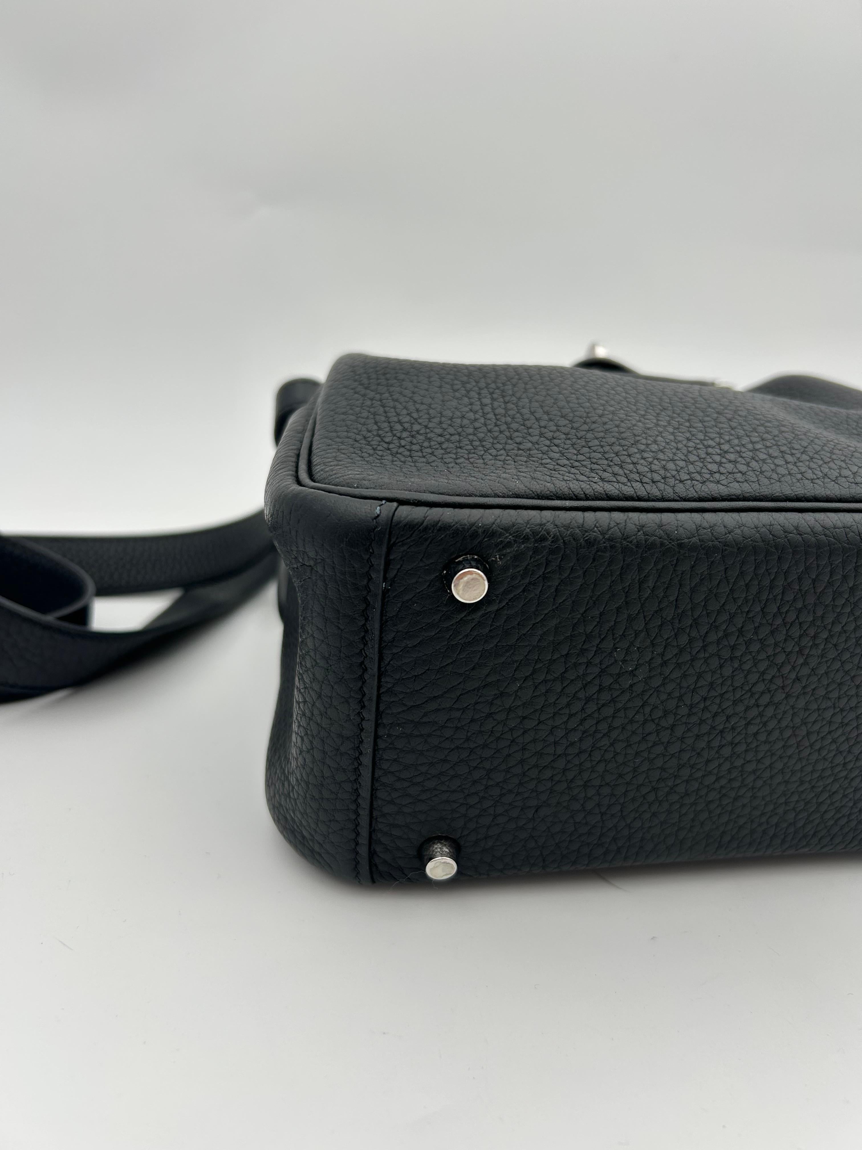 Hermès Mini Lindy 17 Black Leather Togo For Sale 3