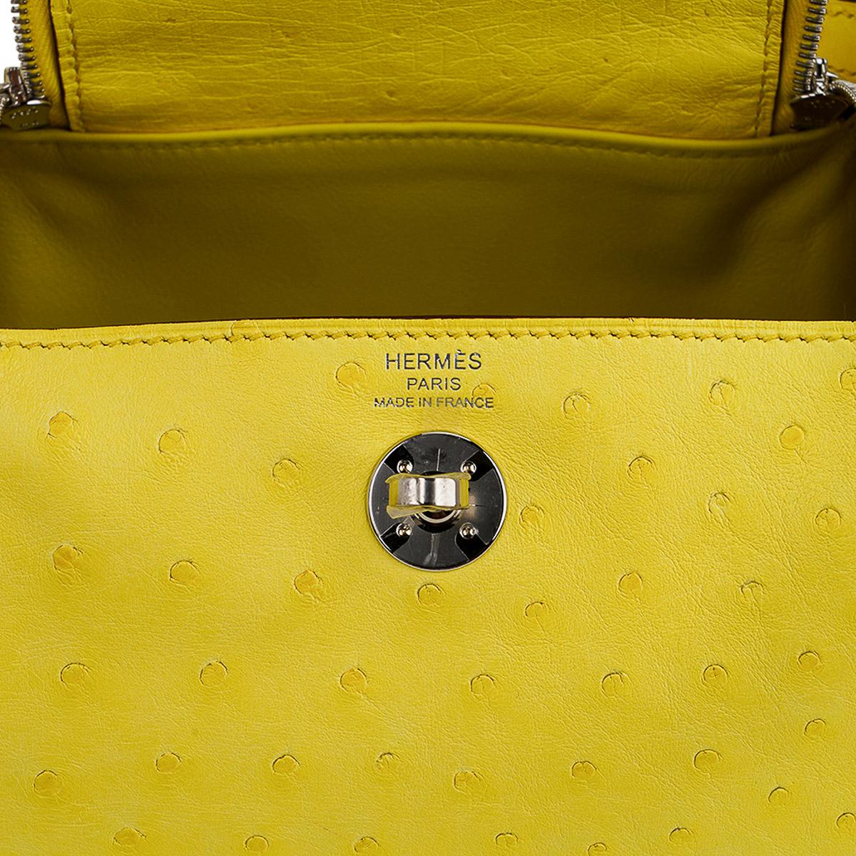 Hermes Mini Lindy 20 Bag Jaune Citron Ostrich Boreal w/ Palladium Hardware im Angebot 4