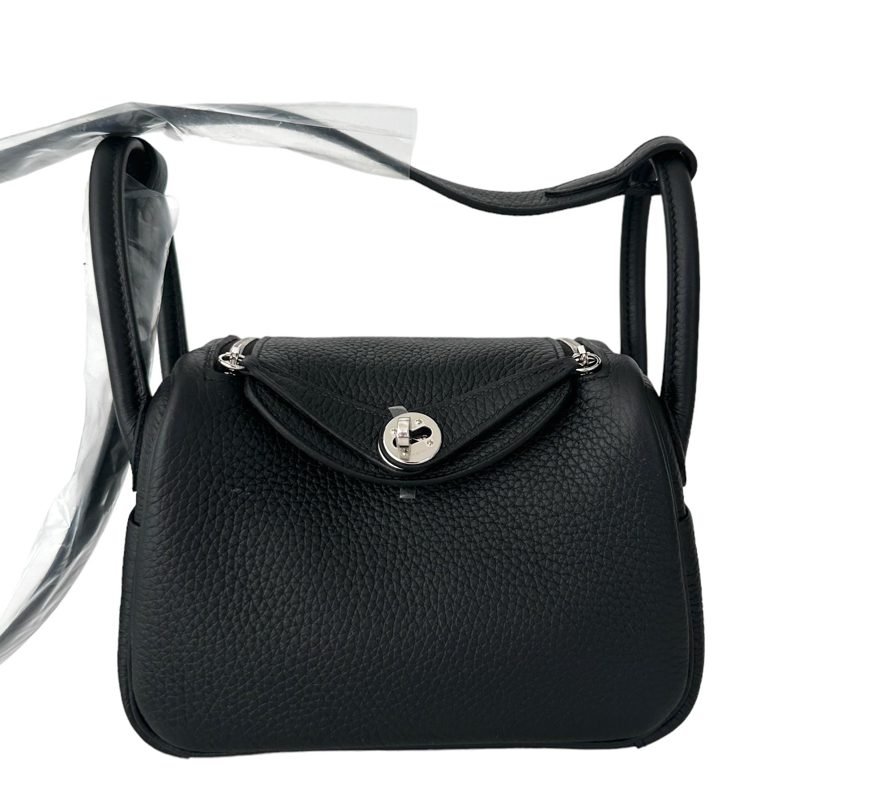 Women's or Men's Hermes Mini Lindy 20 Black Palladium Handbag Bag 