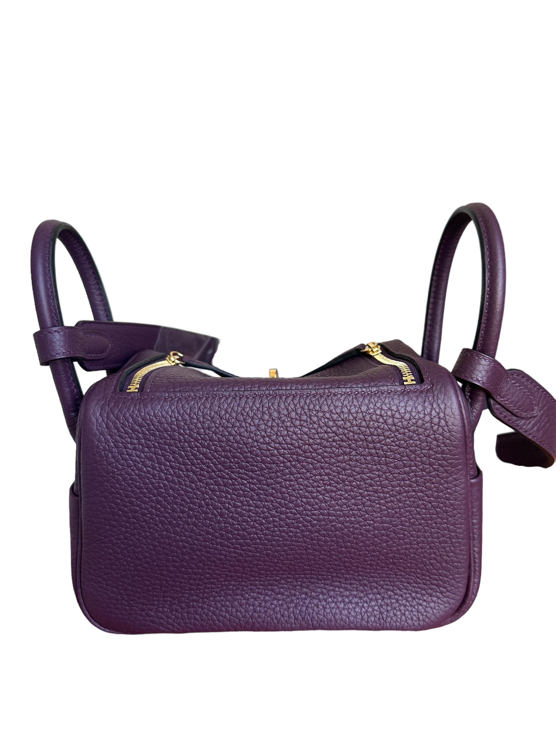 Women's or Men's Hermes Mini Lindy Cassis Bag Clemence B Gold  For Sale