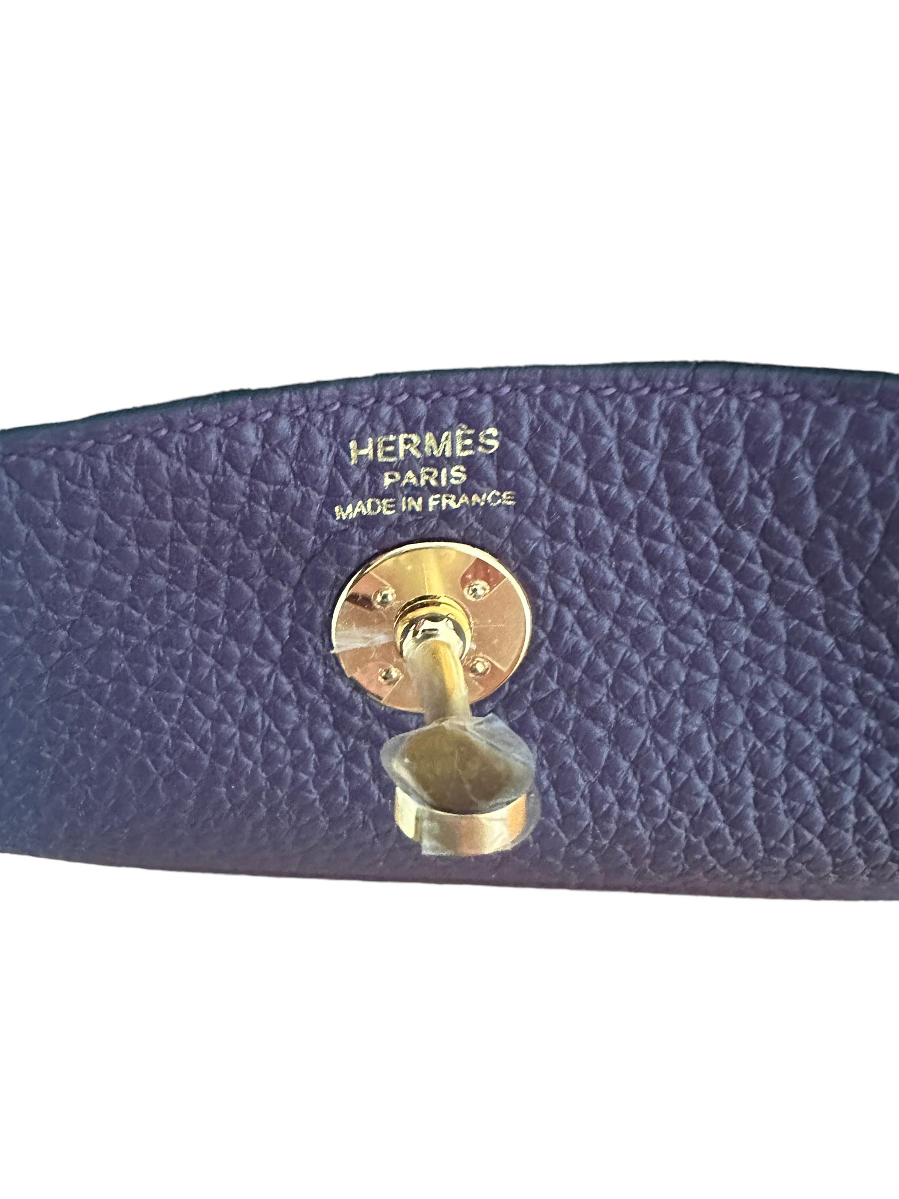 Hermes Mini Lindy Cassis Bag Clemence B Gold  en vente 3