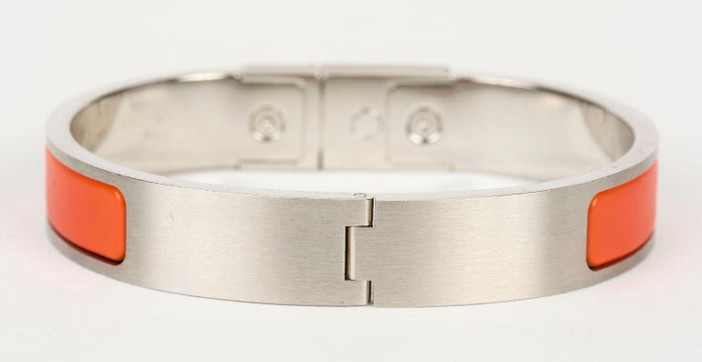 Mini Orange Clic Kelly Bracelet, image 4 of 7