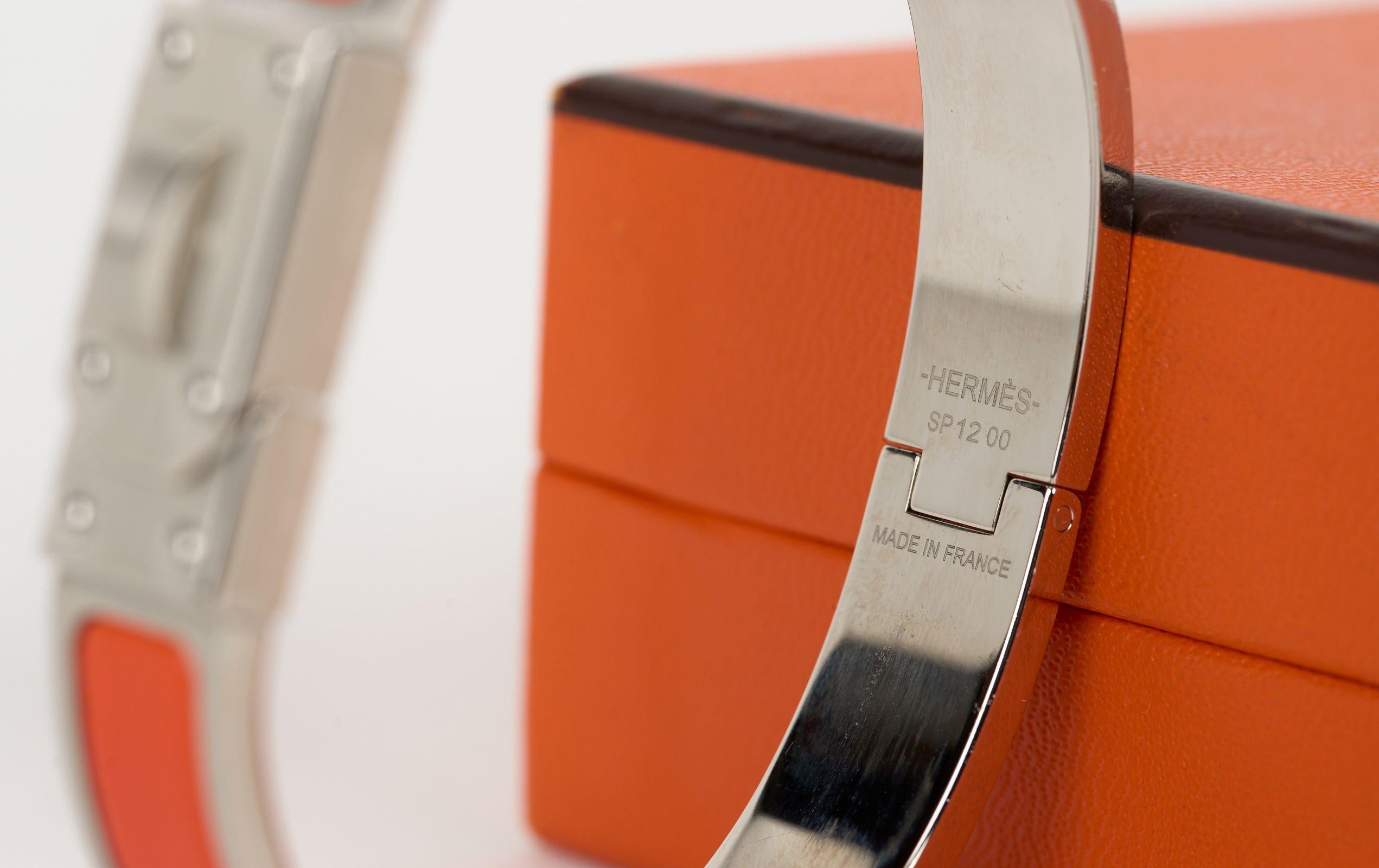 Hermès Mini Orange Clic Kelly Armband im Angebot 1