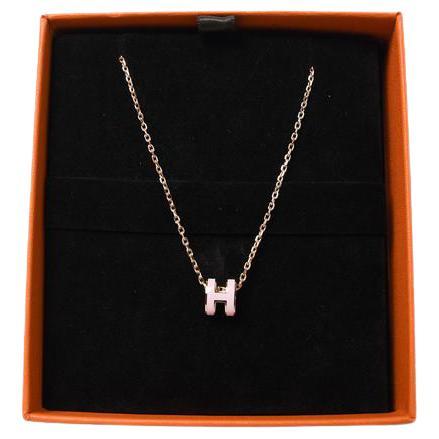 Hermes Mini Pop H Rose Gold Necklace Light Pink For Sale