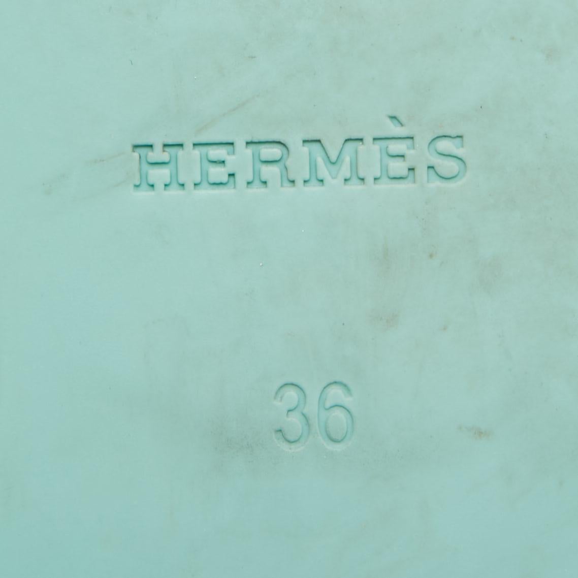 Women's Hermes Mint Green Rubber Egerie Thong Flat Slides Size 36