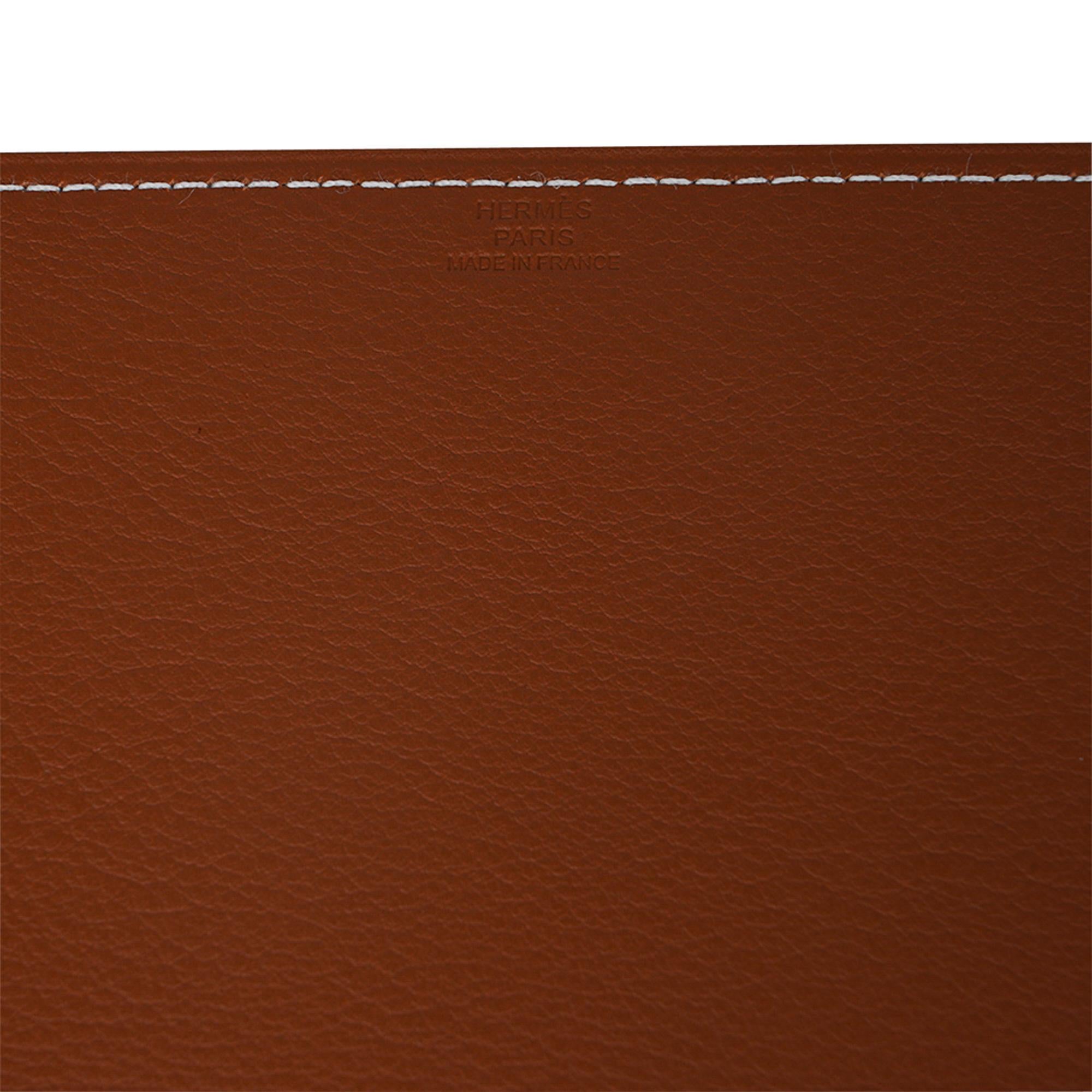 Hermes Mises Et Relances H Evelyne Desk Mouse Pad 1