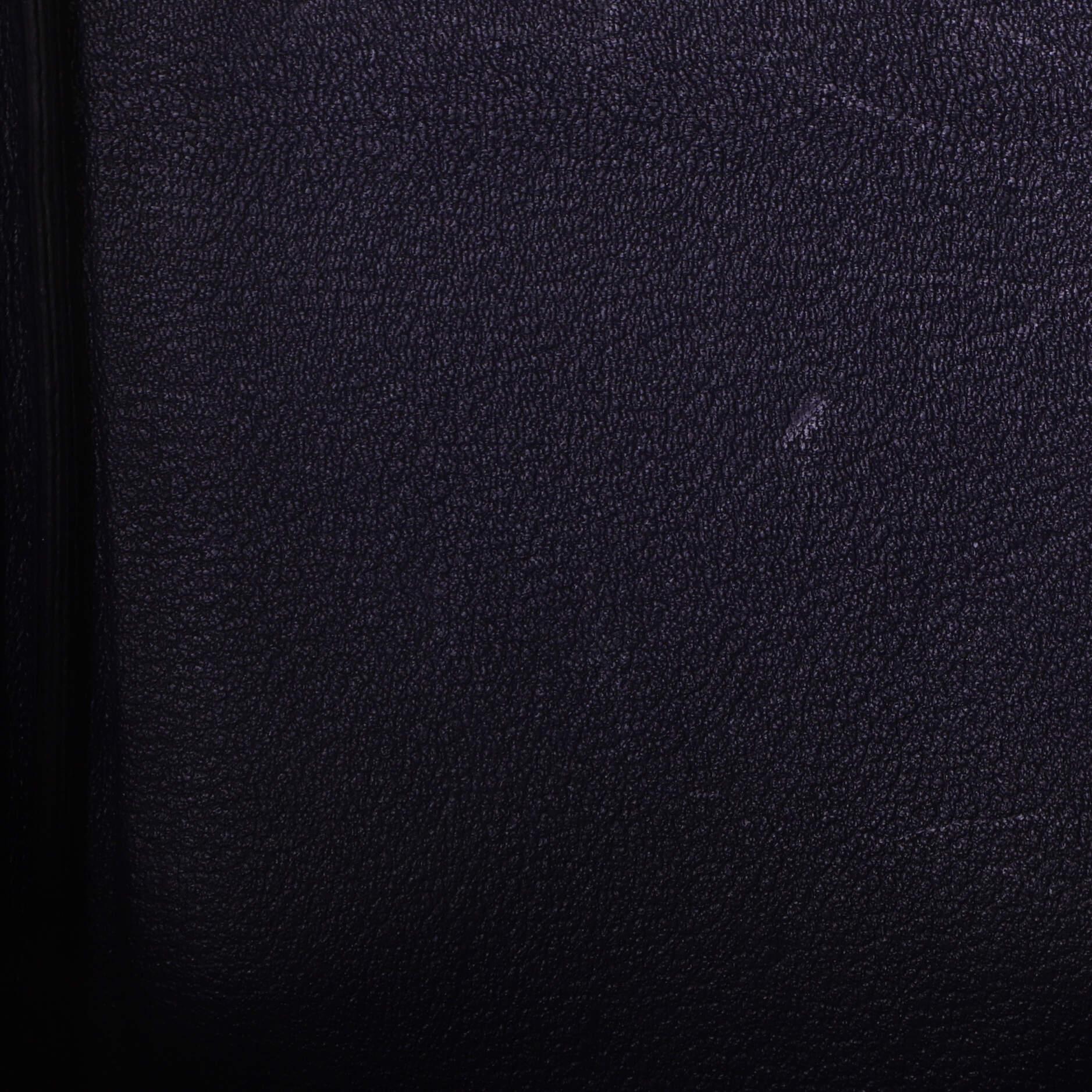 Hermes Model: Birkin Handbag Bleu Nuit Togo with Gold Hardware 30 2