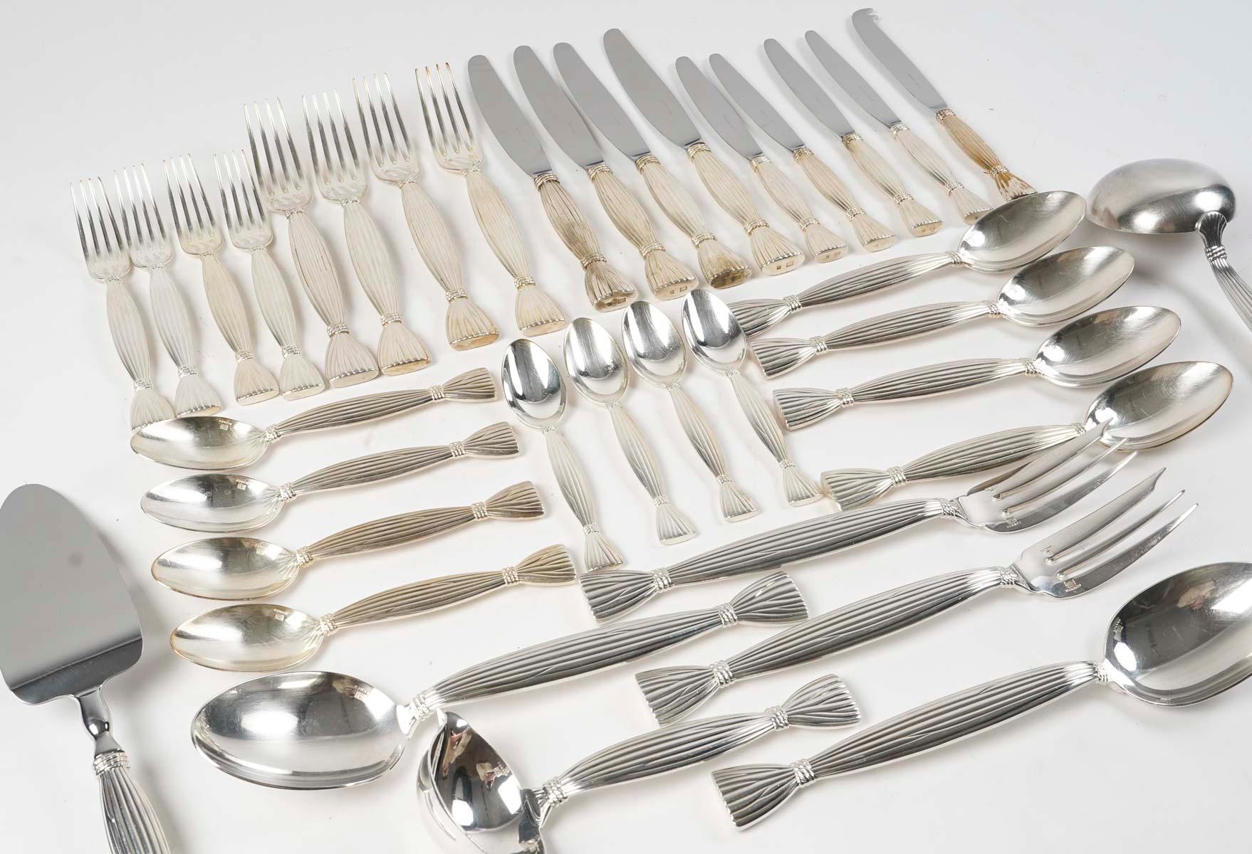 Français HERMES, Moisson Ménagère argentée 96 pièces. en vente