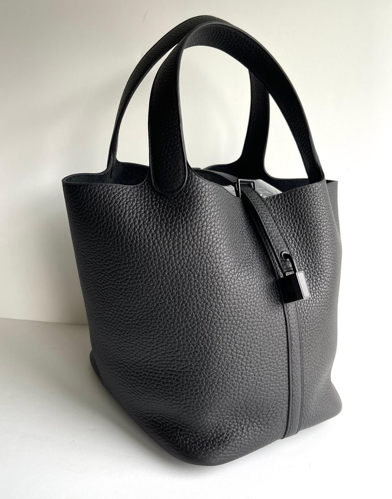 1000% AUTH!!! 🖤 HERMES PICOTIN 22 🖤 P22 NUIT BLACK STAMP A PHW TOTE BAG