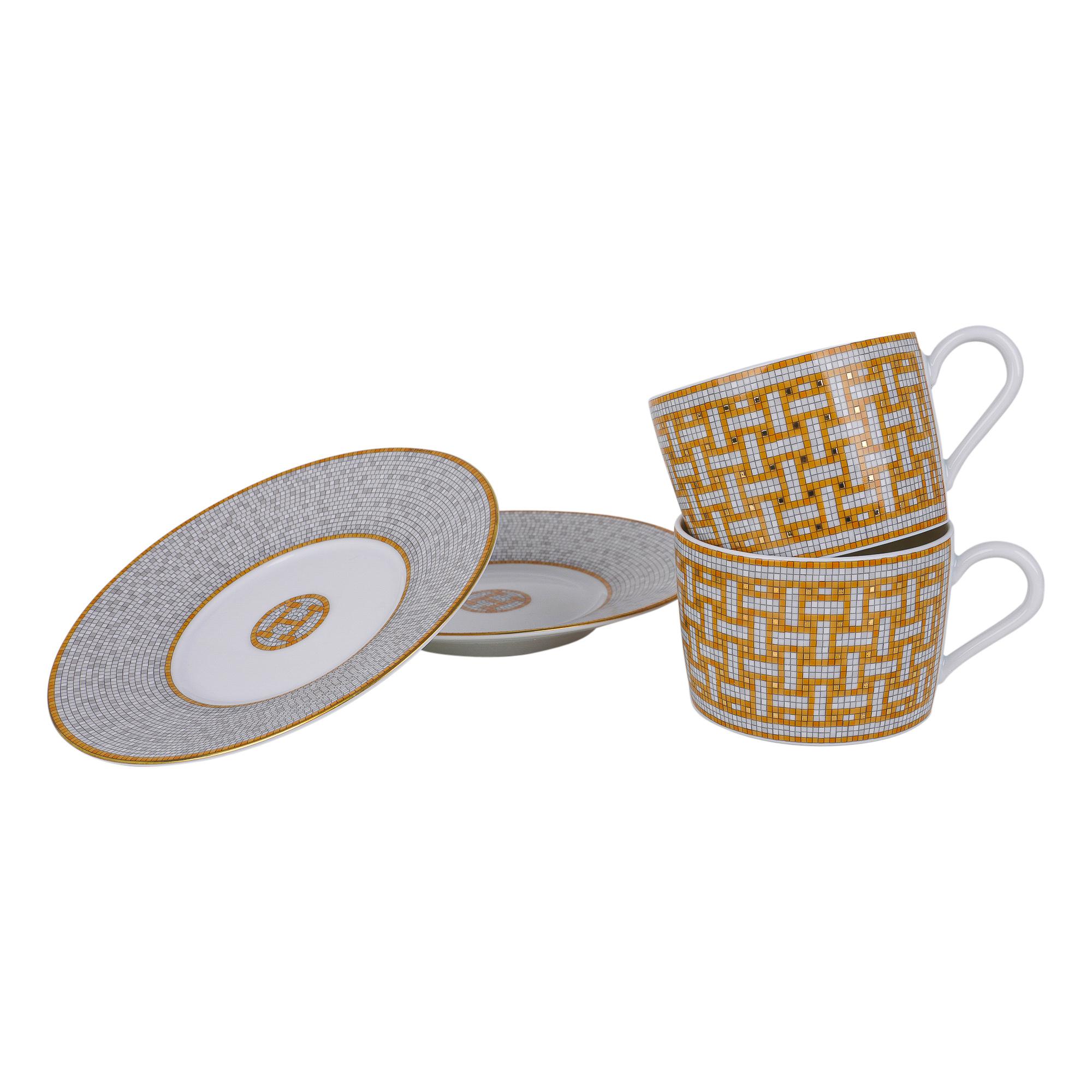 Ensemble de 10 tasses / soucoupes Mosaique Au 24 en or Hermès, Neuf avec boîte Neuf à Miami, FL