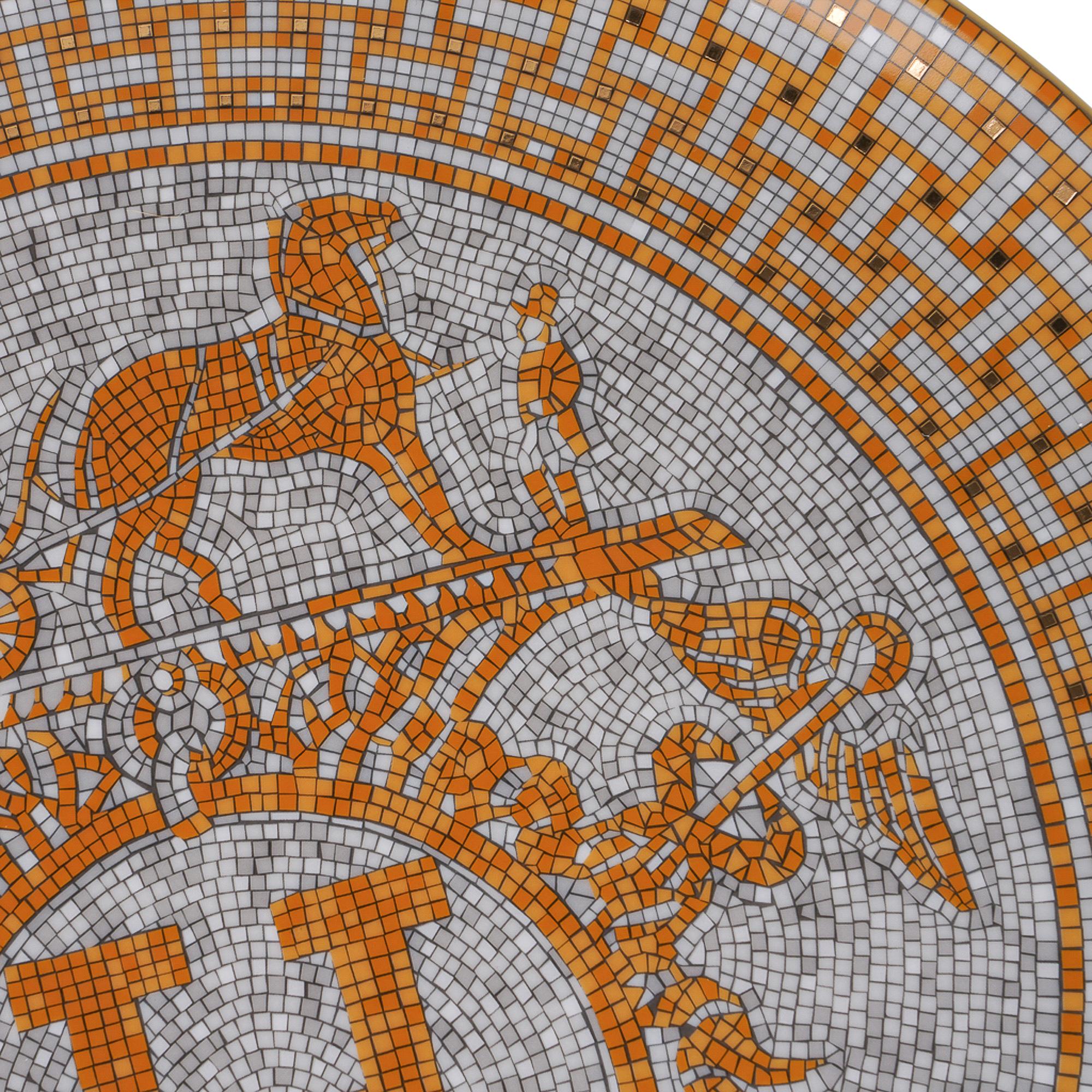 Marrone Hermes Mosaique Au 24 Gold Tart Platter Porcellana in vendita