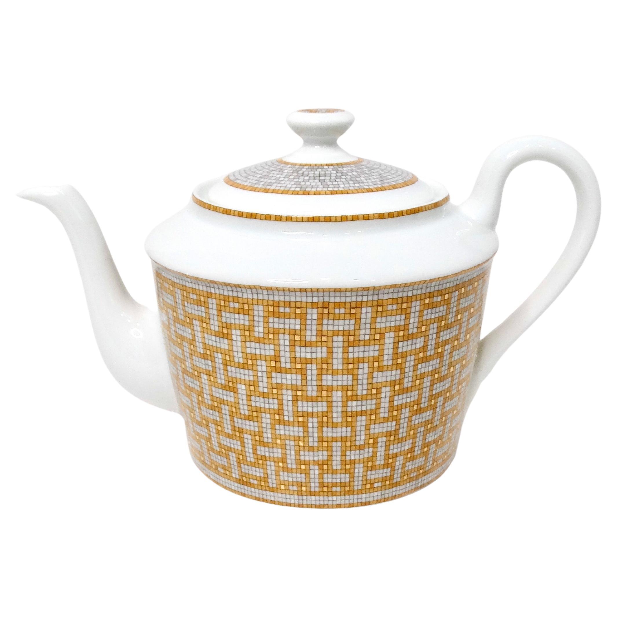 Hermes Mosaique au 24 Van Quatre Gold Porzellan Teekanne