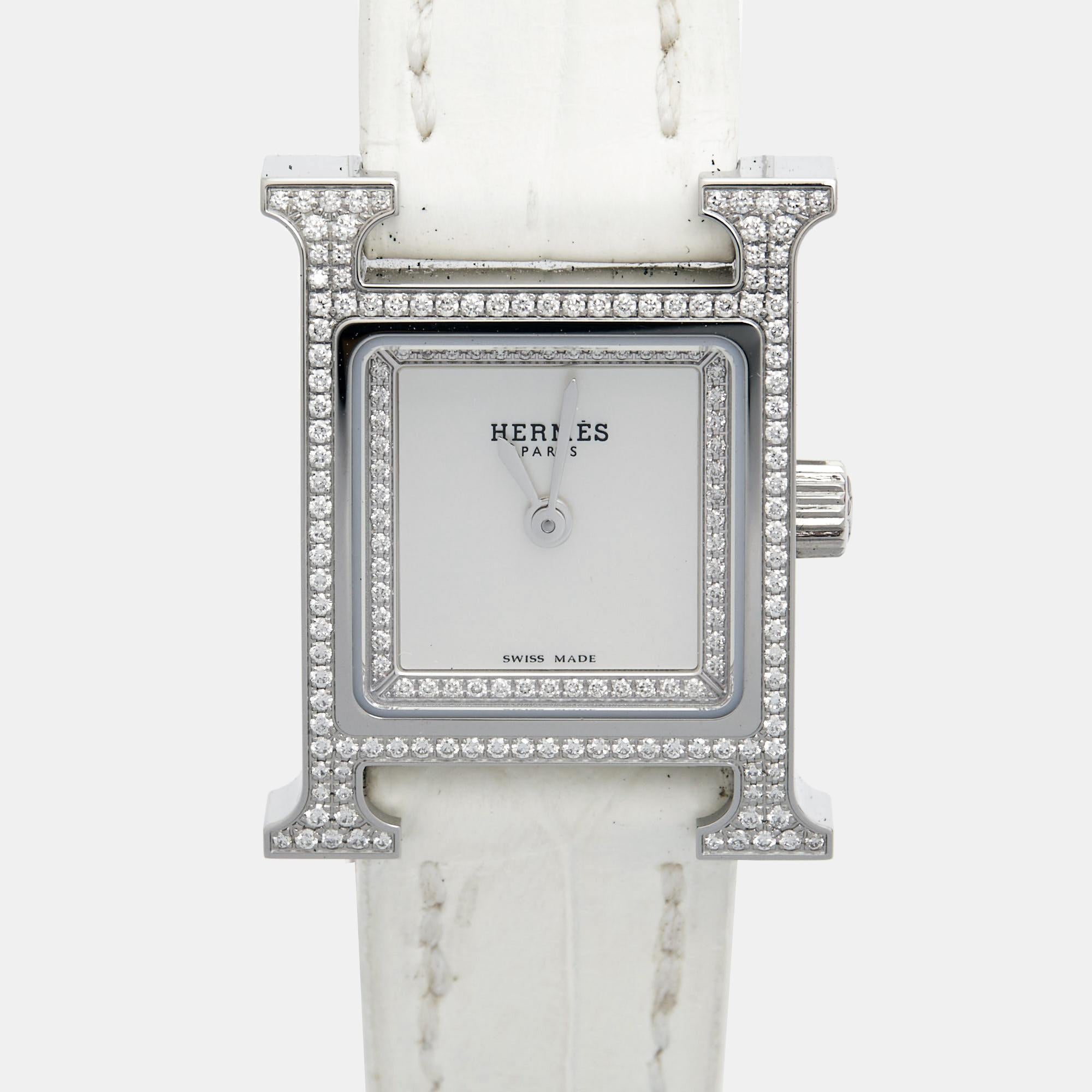 Aesthetic Movement Hermès Mother Of Pearl Diamond Leather H W057250 Wristwatch 17 mm For Sale