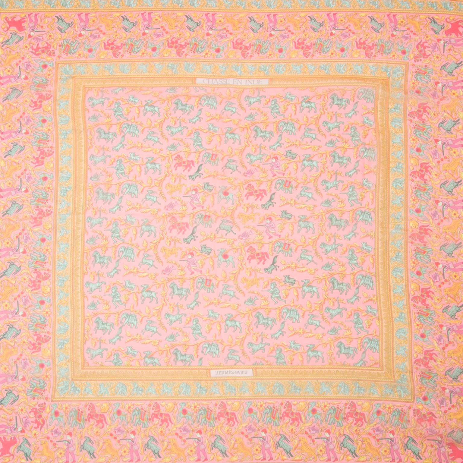 Hermès mousseline silk scarf in pink shades. 

100% silk. 