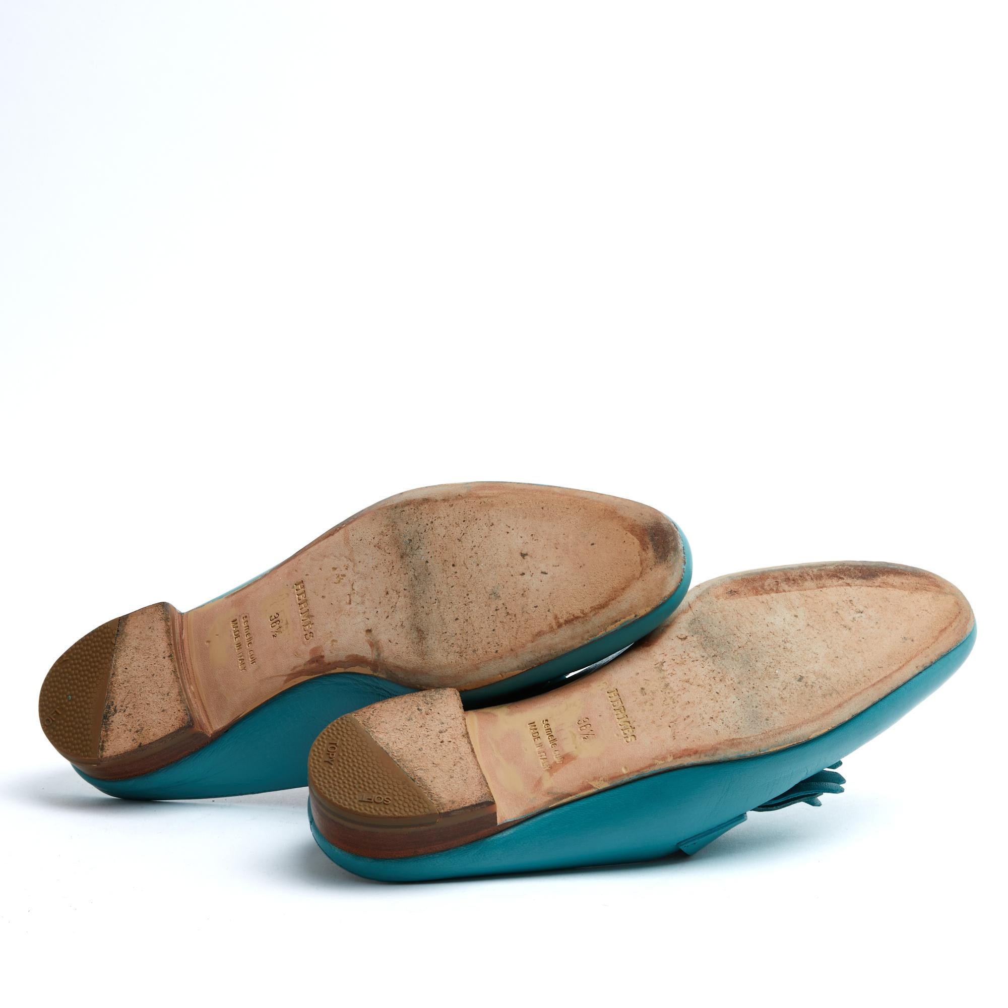 Hermès Mules EU36.5 Rivoli Mules plates en cuir bleu turquoise UK4 US6 Hermès Pour femmes en vente