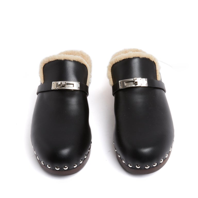 Hermès Mules Sabots Carlotta EU39 Black Leather Shearling Clogs
