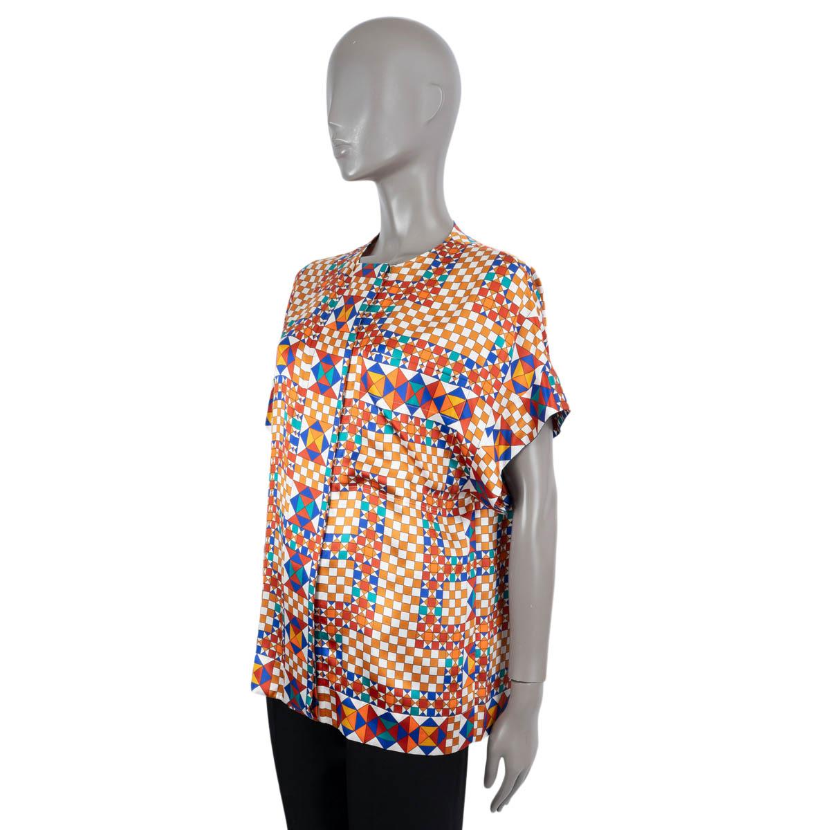 HERMES multicolor silk GEOMETRIC SHORT SLEEVE Blouse Shirt Top 36 XS In Excellent Condition For Sale In Zürich, CH