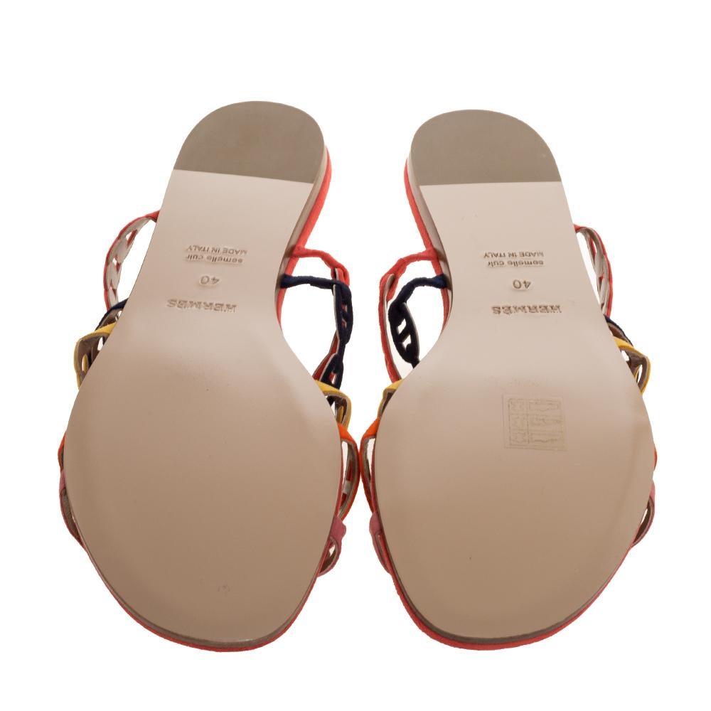 Hermes Multicolor Suede Leather Chaine D'ancre Flat Sandals Size 40 In New Condition In Dubai, Al Qouz 2