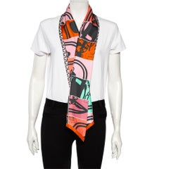 Mehrfarbiger Maxi-Seiden-Twilly mit Blumendruck von Hermes