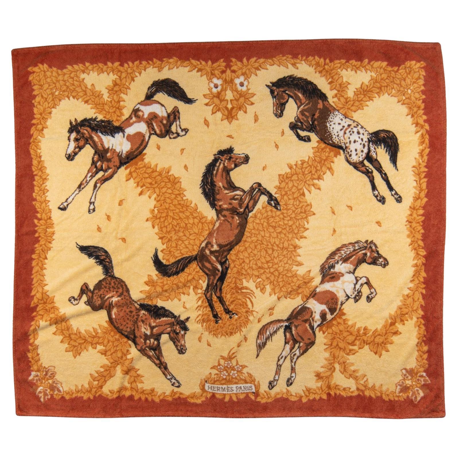Asciugamano da spiaggia oversize "Mustangs" di Hermès in vendita