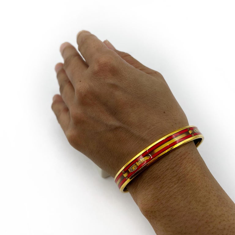 Hermes Narrow Enamel Bangle With Leather Belt Motif For Sale  display picture 1